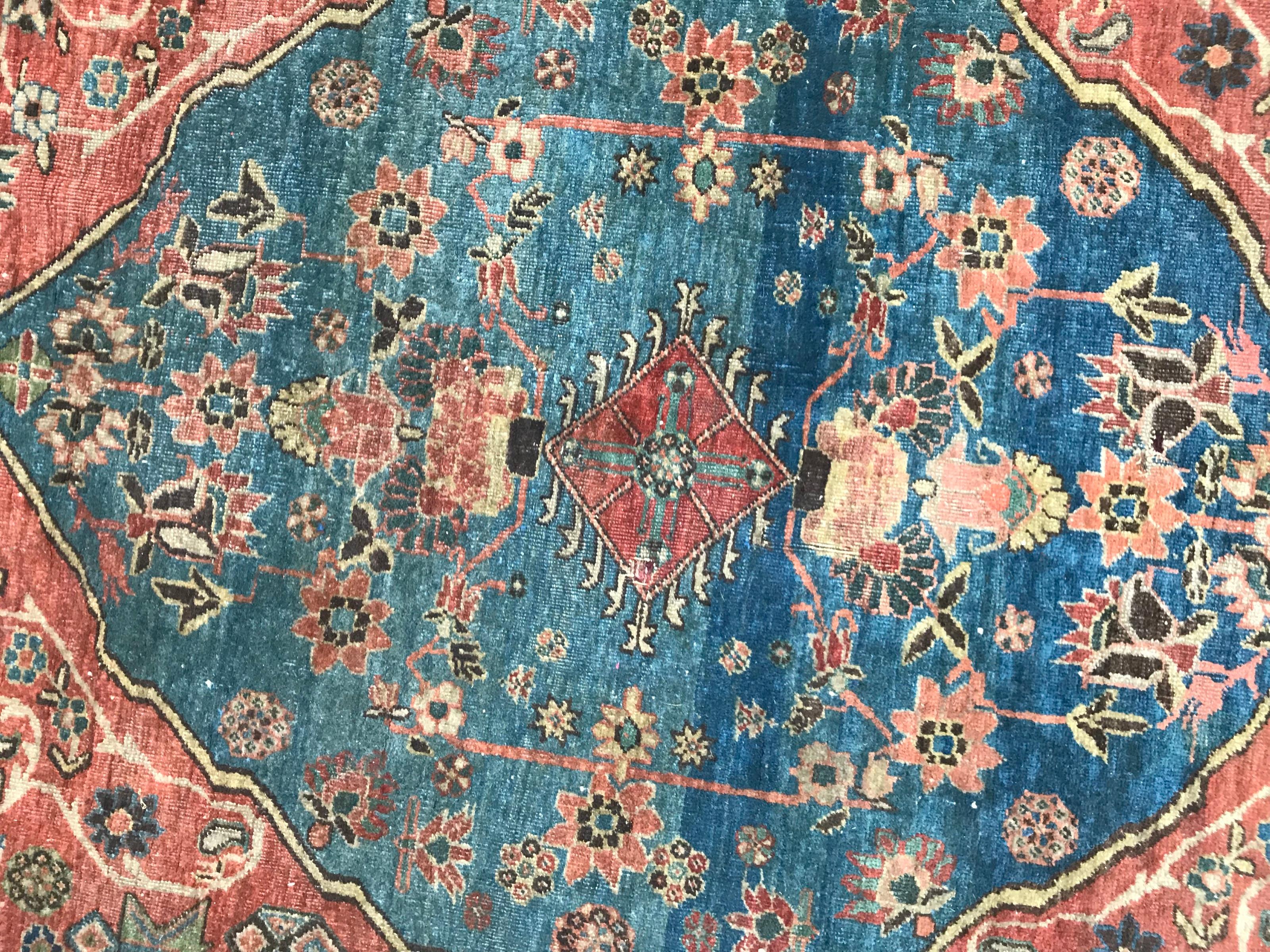 Central Asian Bobyrug’s Very beautiful Fine Antique tabriz Rug