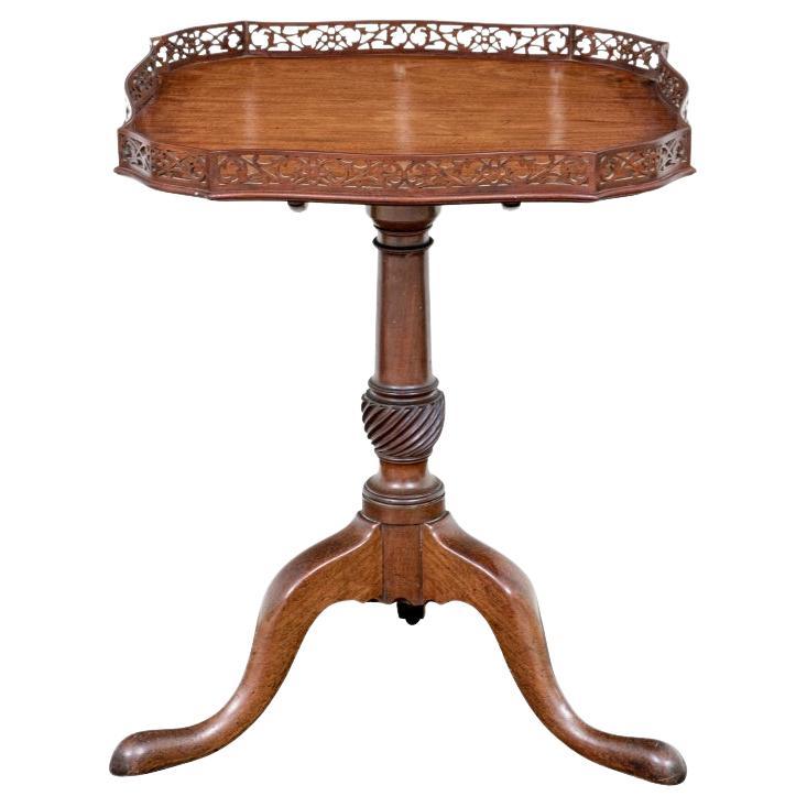 Very Fine Antique Chinese Chippendale Style Mahogany Tea Table For Sale