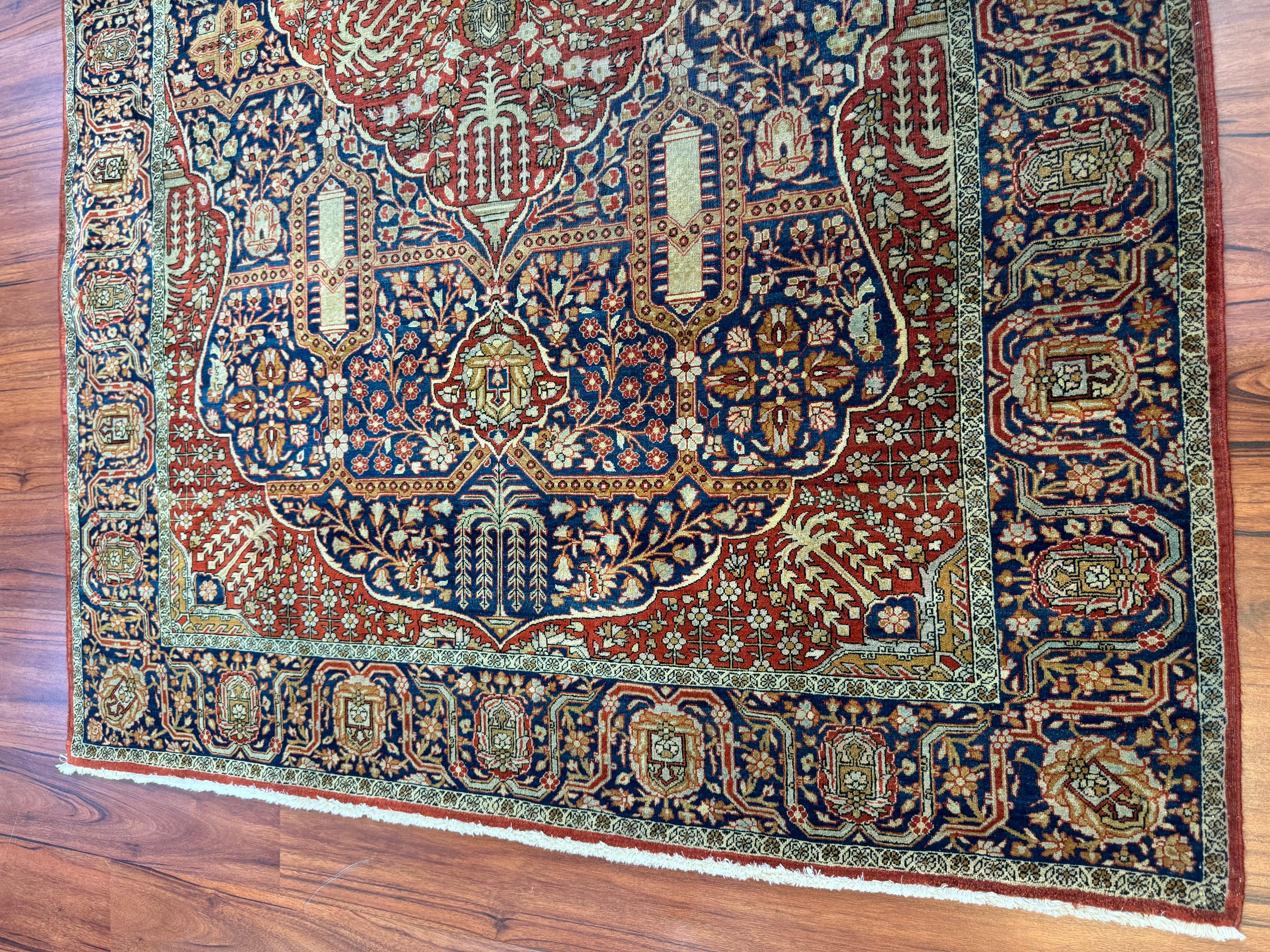 20th Century Very Fine Antique Persian Kashan Rug (Rare Design) For Sale