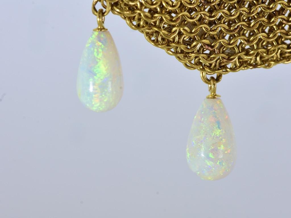 Très belle bourse ancienne 13,5 cts. avec de belles opales australiennes et des diamants  1890 en vente 7