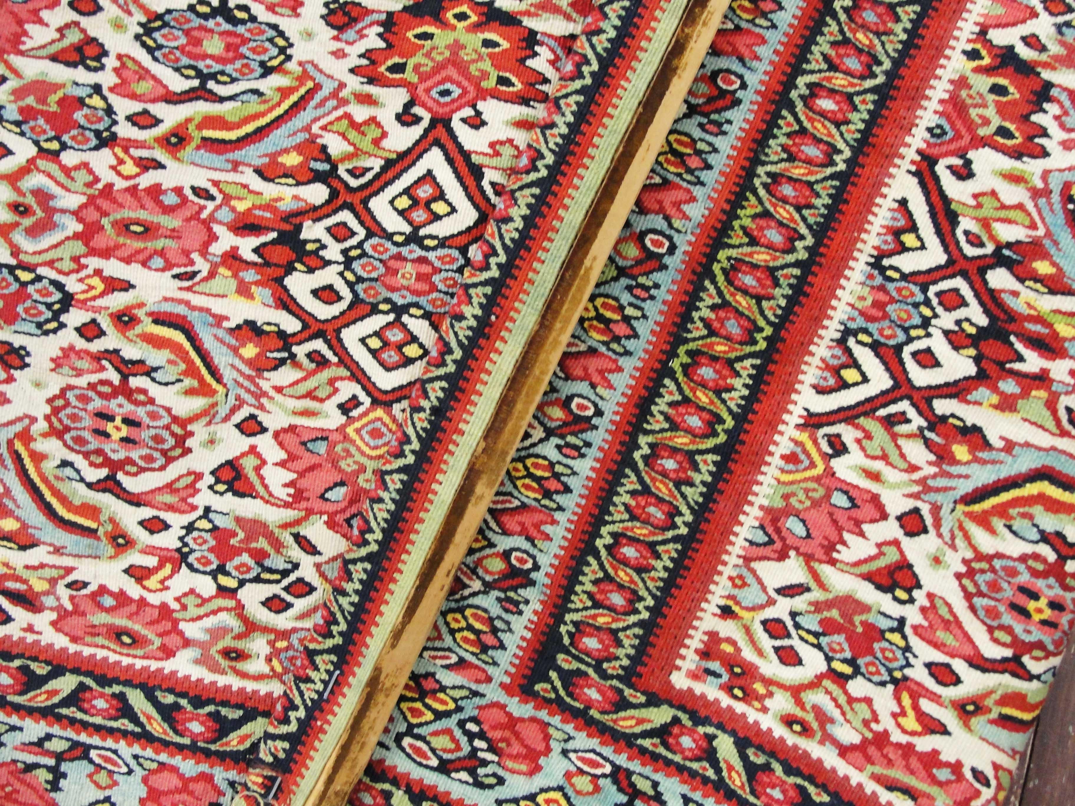 The province of Kurdistan is situated in the western part of Iran. Its capital today is Sanandaj, but in the context of carpets, the older name, Senneh, is still used. Around the province the Kurdish people weave strong, durable carpets with juicy