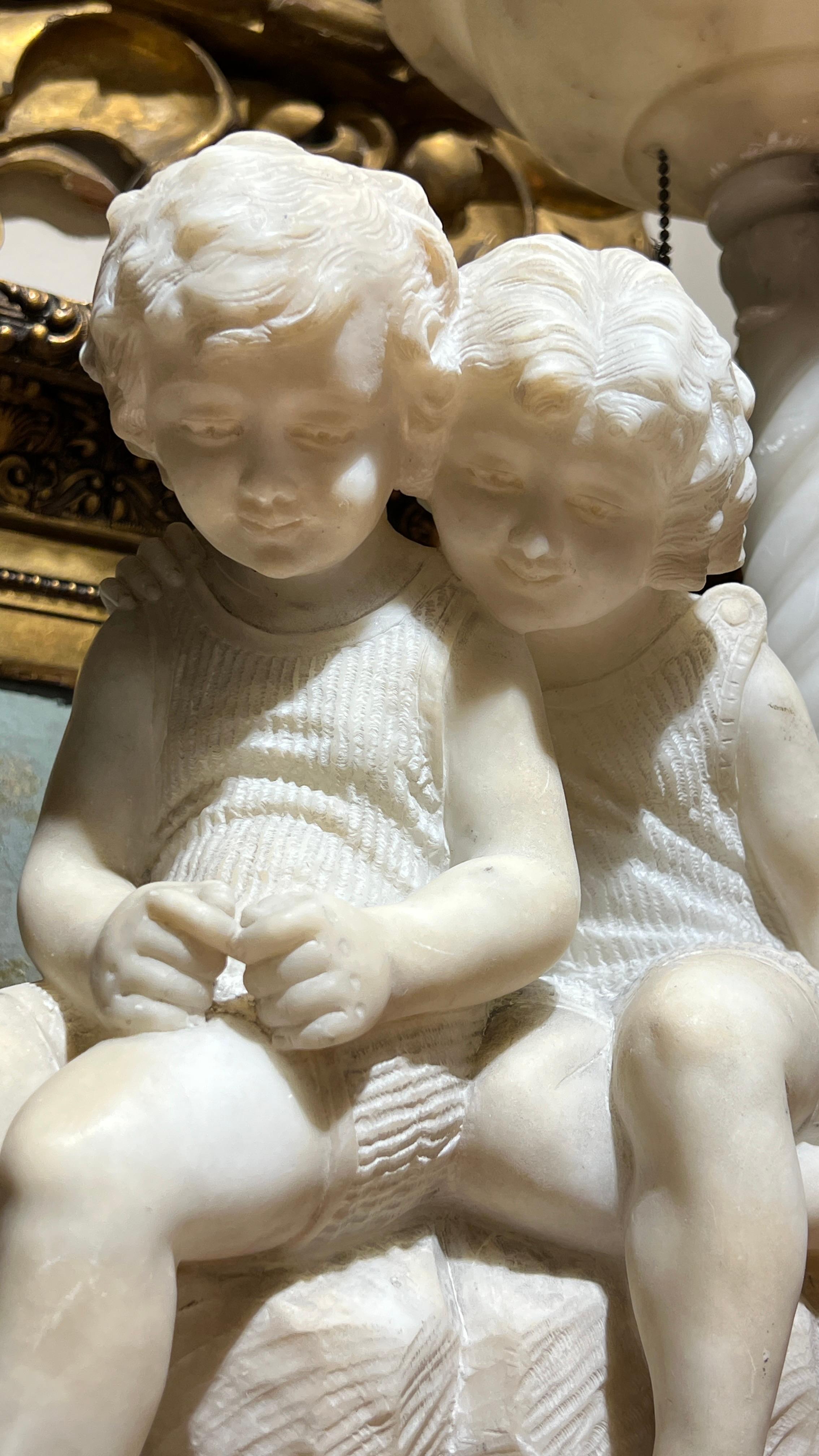 Très belle art déco  Lampe figurative italienne sculptée en albâtre de Gaspar Mascagni en vente 2