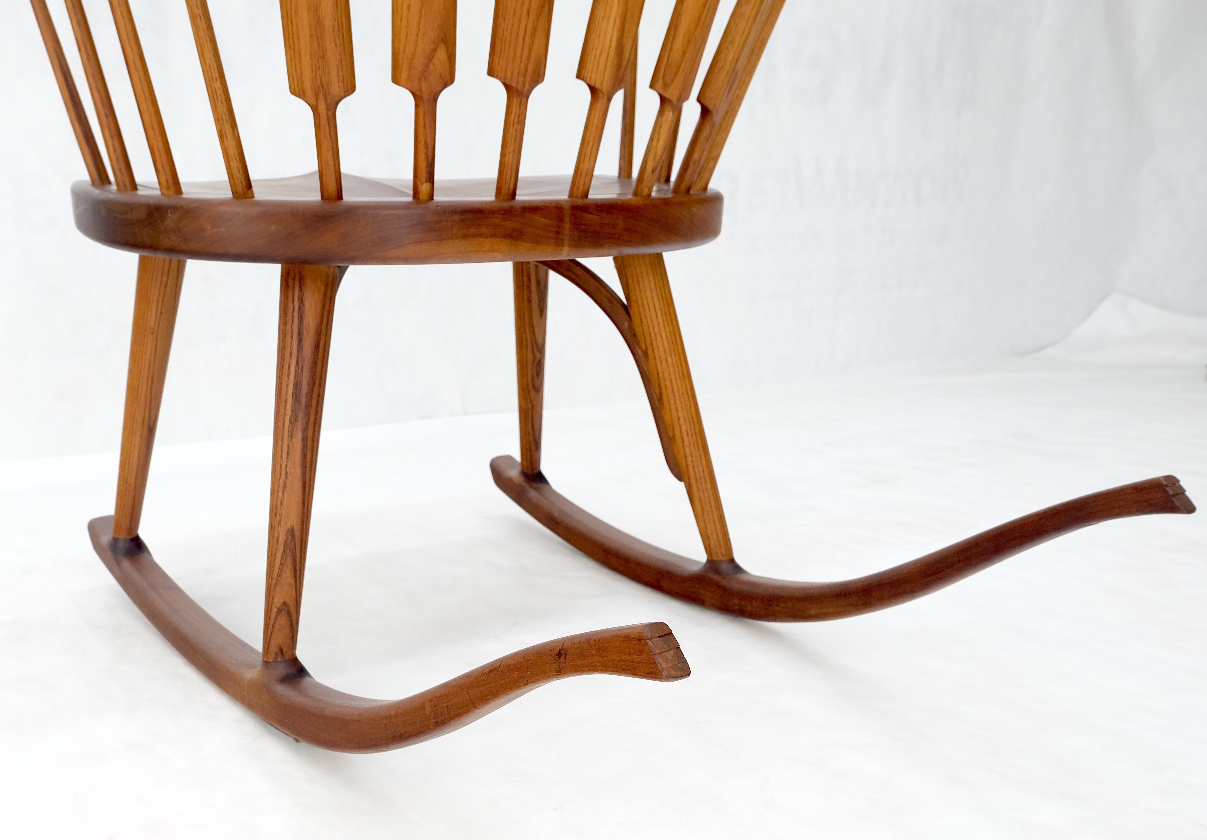 Very Fine Artist Signed Studio Made Solid Chestnut Rocking Chair Peg Joint Mint  For Sale 2