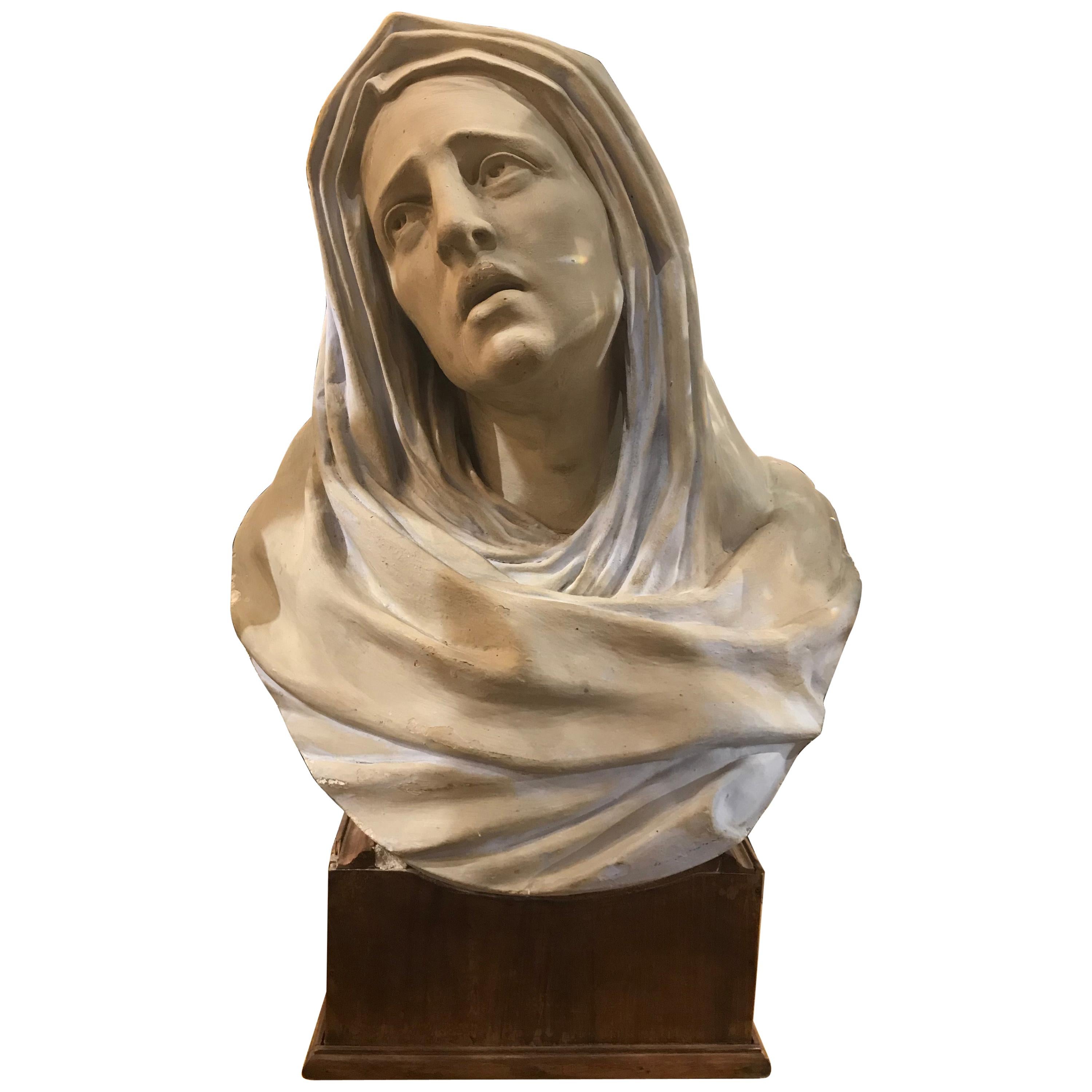 Raffinato busto di donna su base di legno