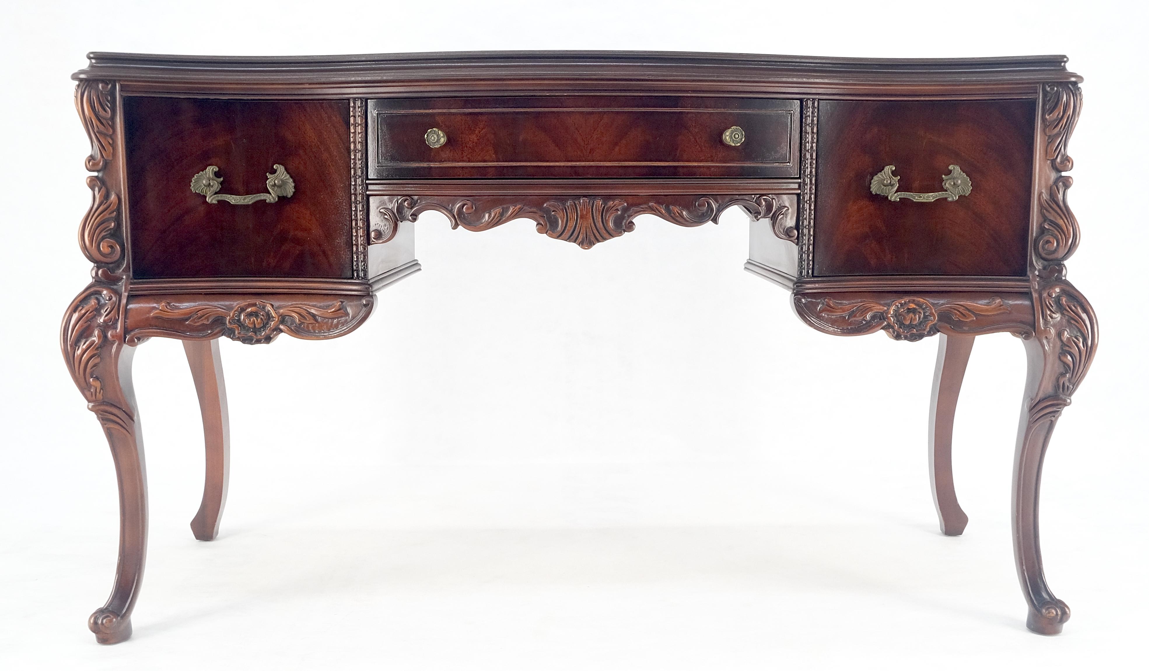 French Provincial Very Fine Carved Mahogany 3 drawers c1940s Vanity Console Table Writing Desk For Sale
