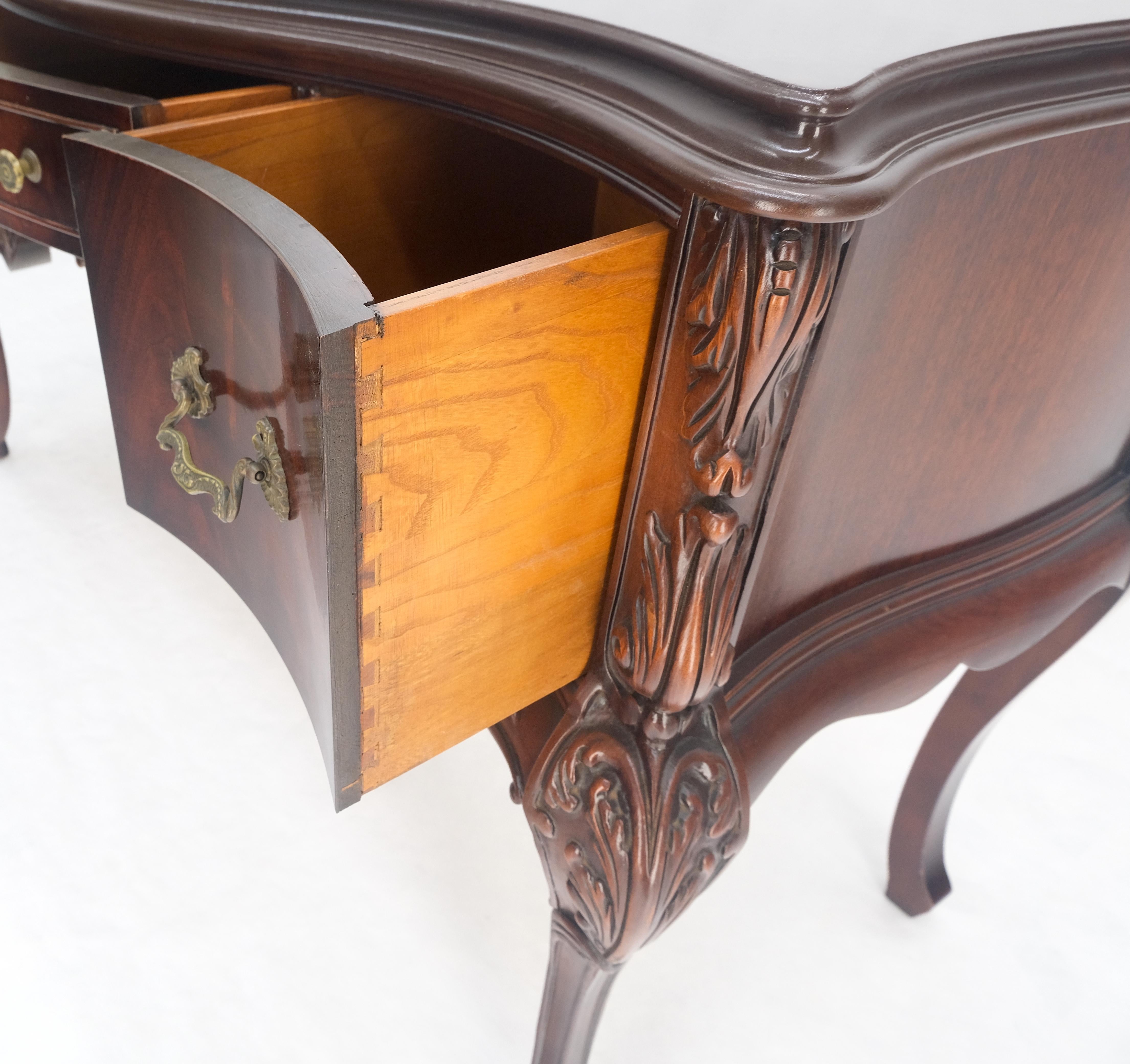 20th Century Very Fine Carved Mahogany 3 drawers c1940s Vanity Console Table Writing Desk For Sale