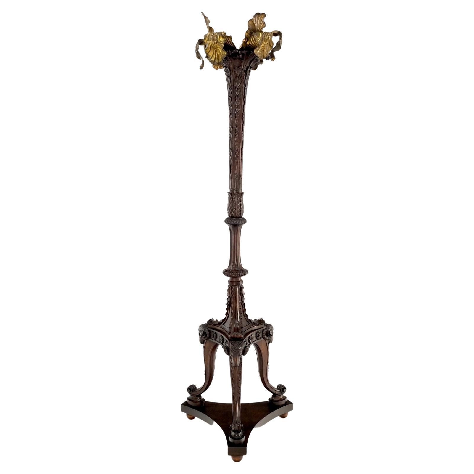 Very Fine Carved Mahogany Rams Heads Floor lamp Base Gold Leaf Leafs Horner Attr For Sale