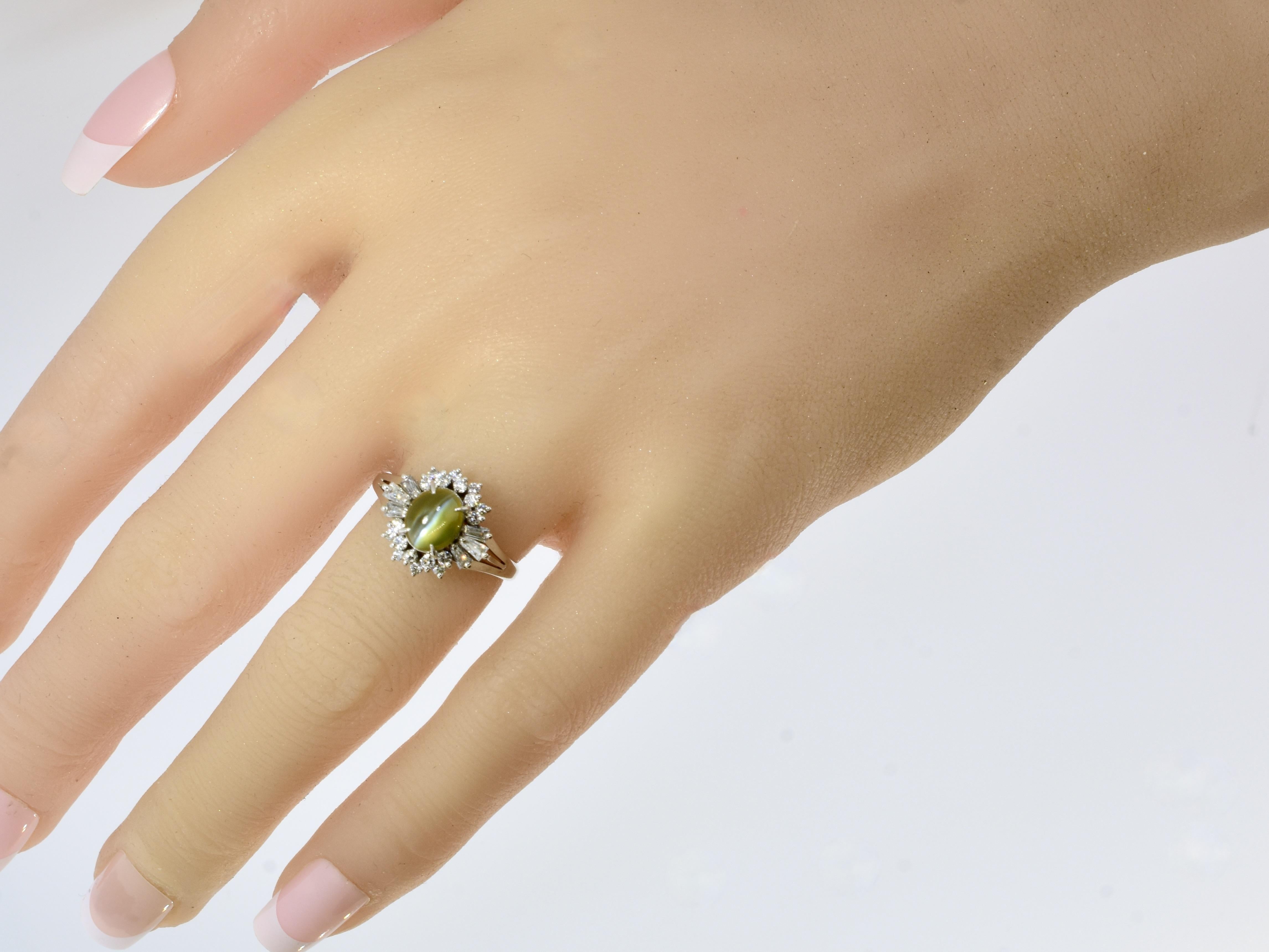 Very Fine Intense color Cat's Eye Chrysoberyl & White Diamond Platinum Ring. For Sale 6