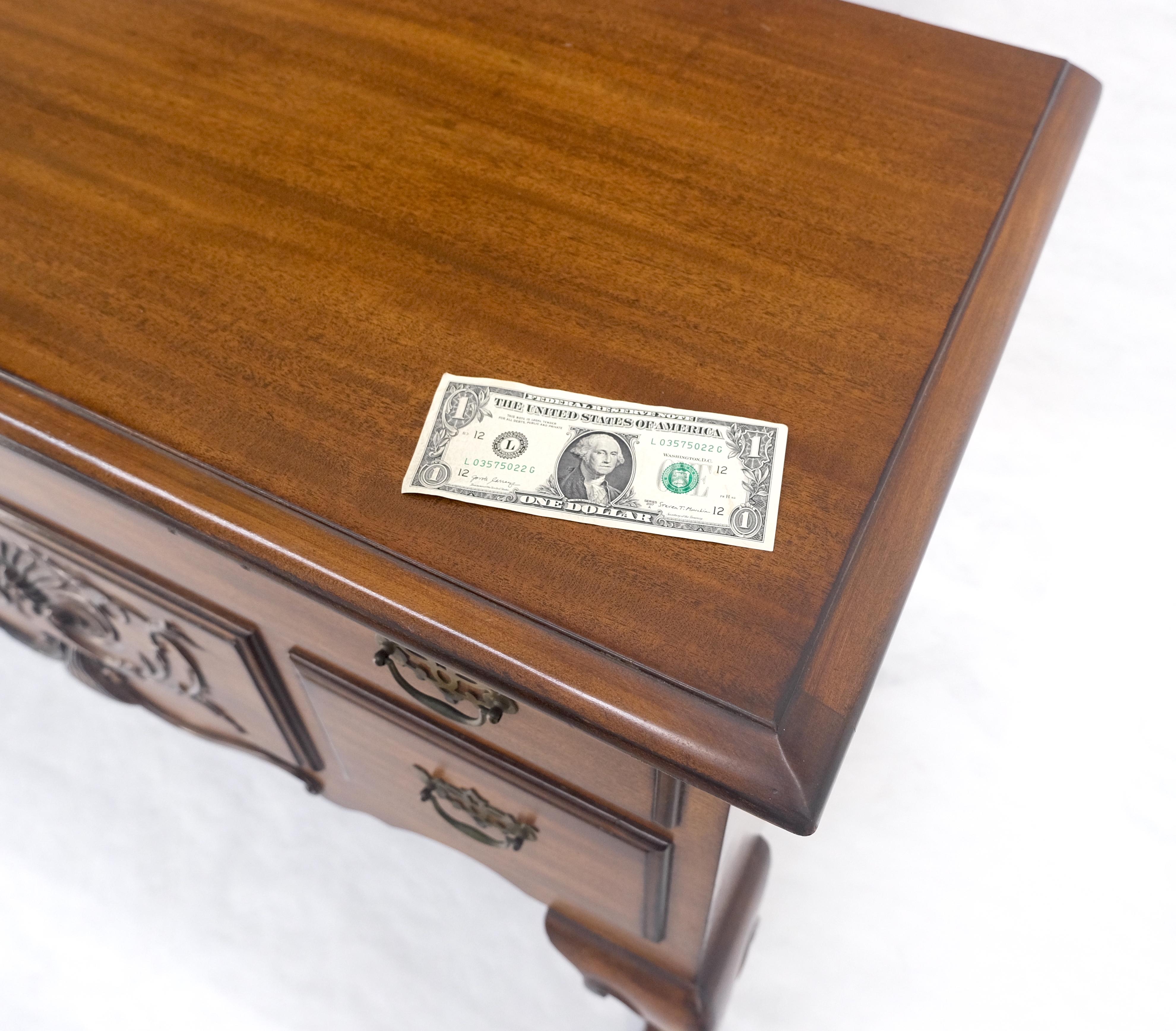 Cassapanca Hope in cedro molto fine con piedi Ball and Claw Chippendale MINT in vendita 12