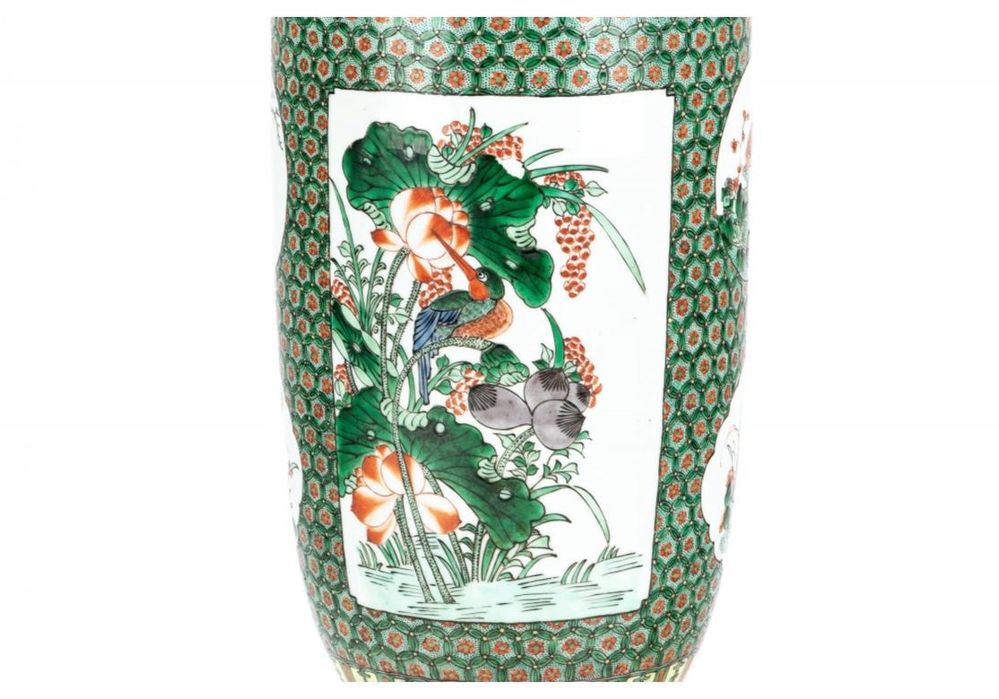Très beau vase en porcelaine chinoise monté comme lampe de bureau en vente 1