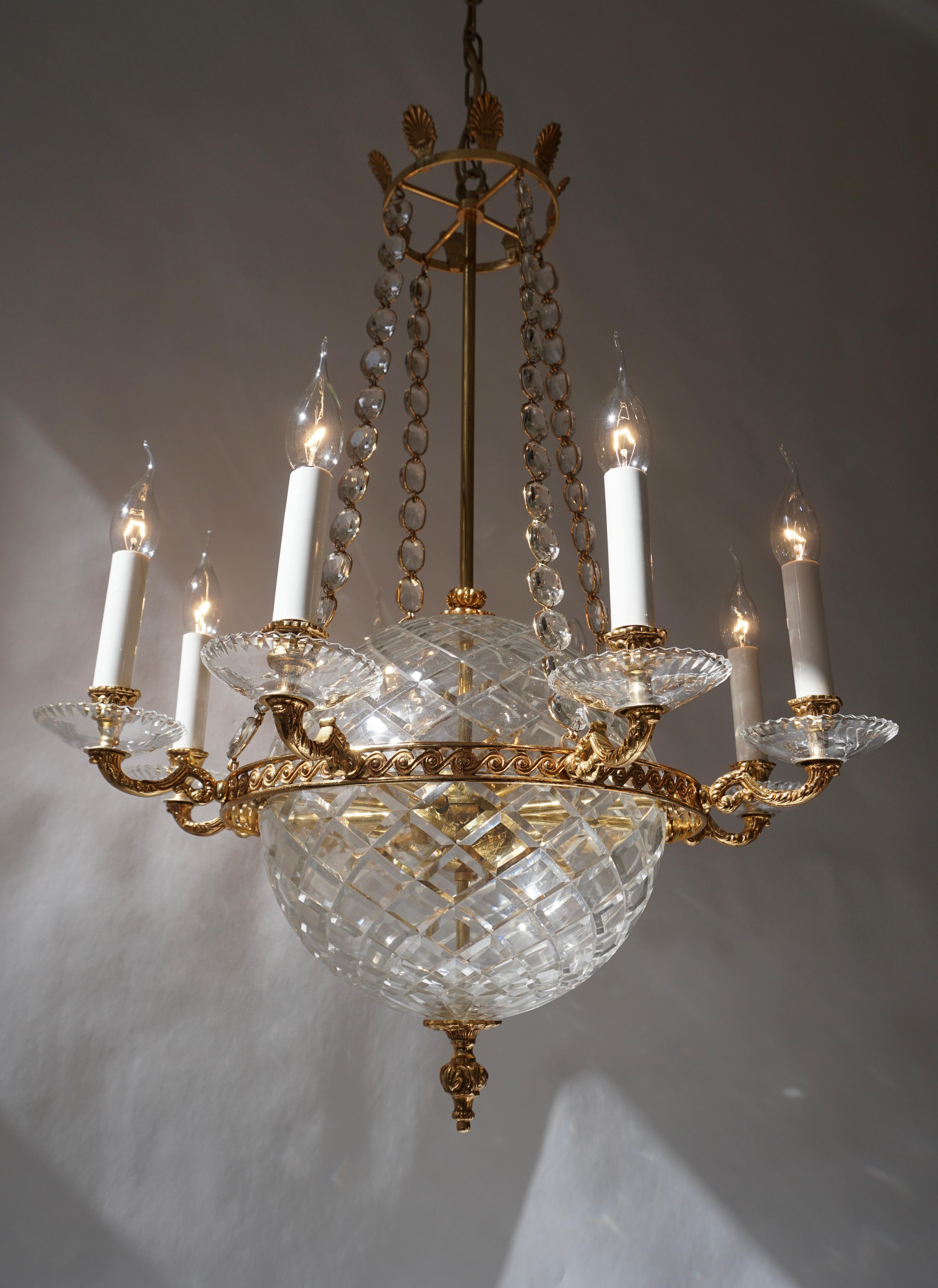 20th Century  Crystal Glass Globe and Brass Chandelier For Sale