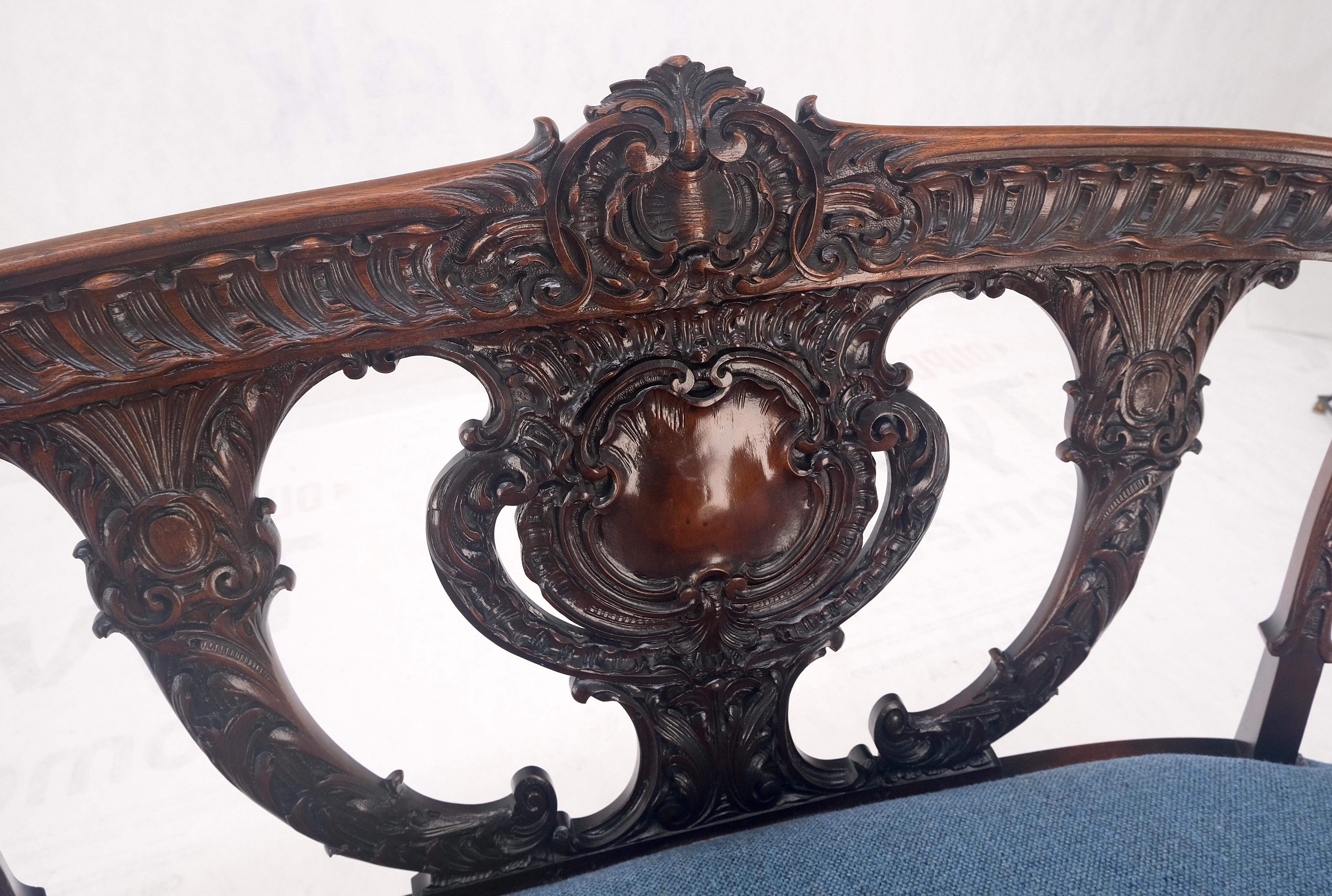 Rococo Revival Very Fine Details Carved Mahogany c.1920s  Settee Loveseat Sofa MINT! For Sale