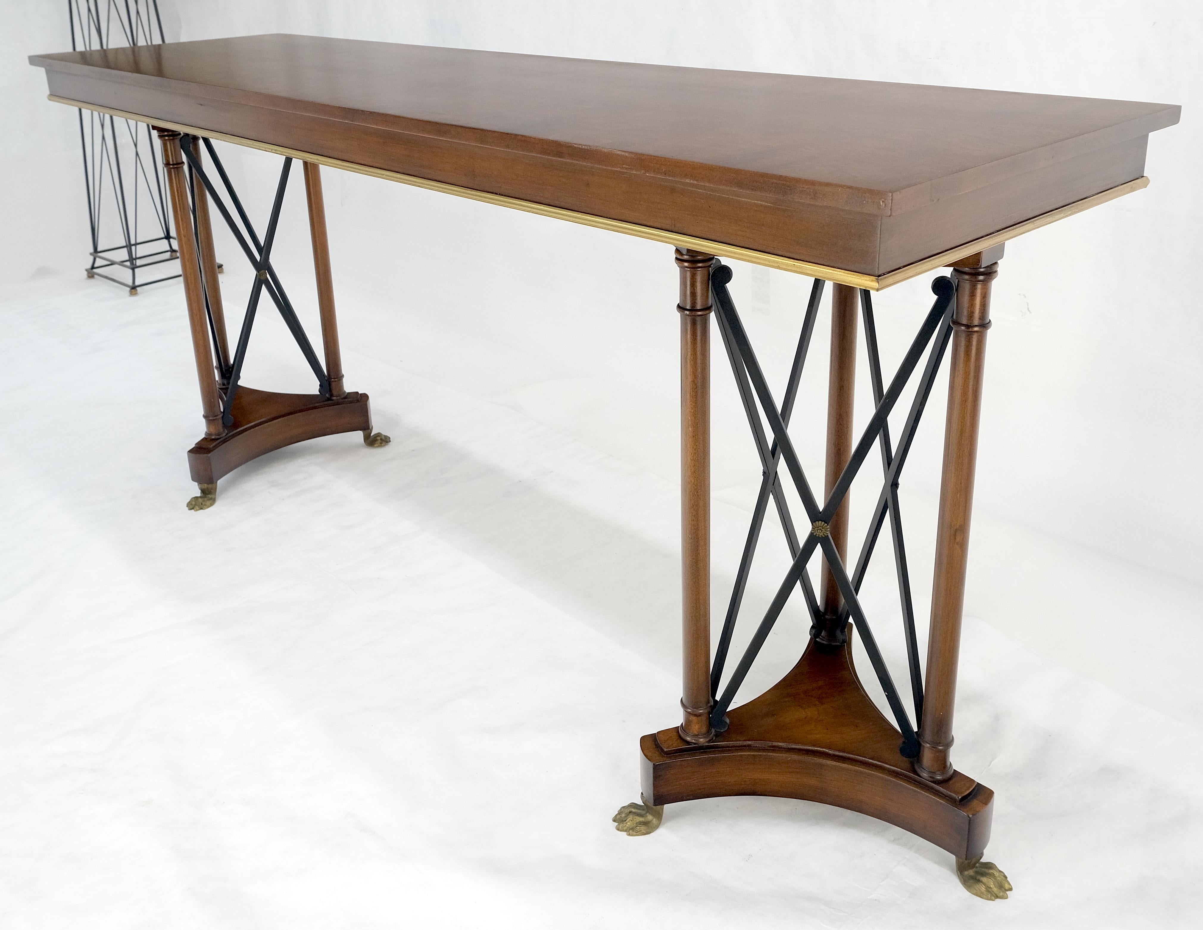 Very Fine Double Pedestal Base 72
