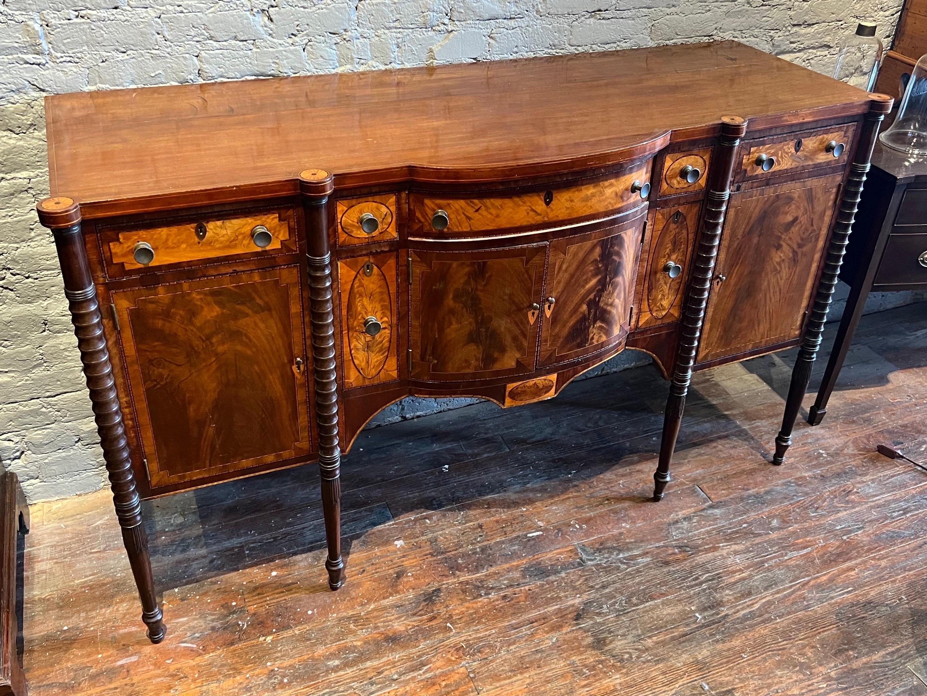 Federal Very fine early 19th center Portsmouth, NH federal inlaid sideboard  For Sale