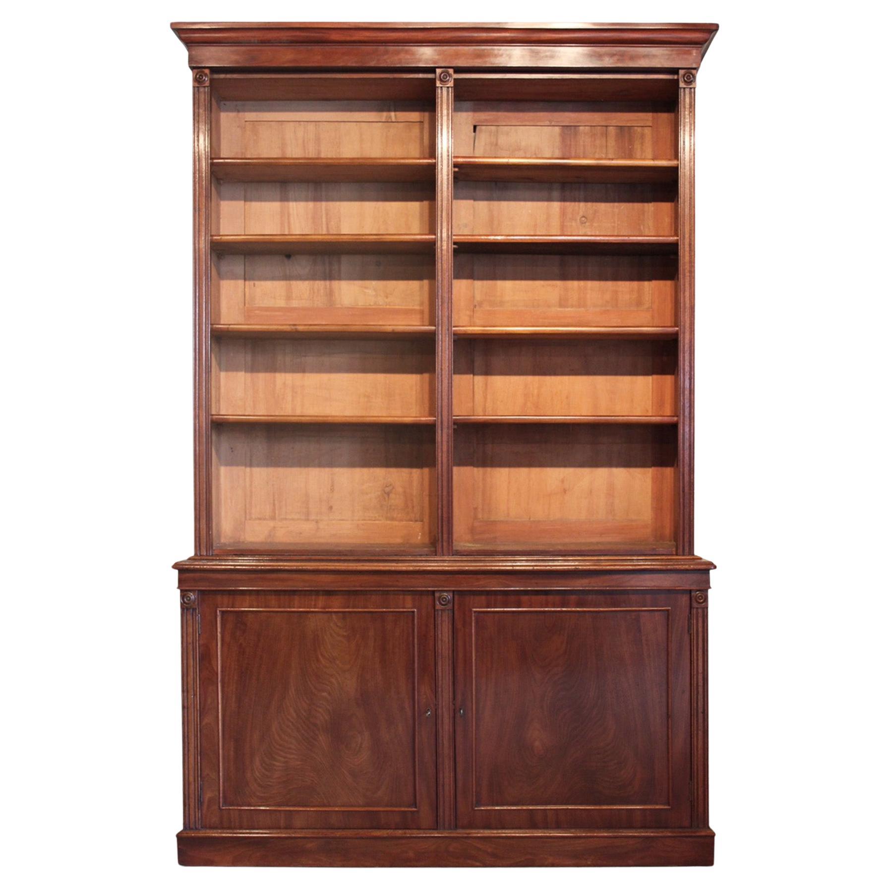 Very fine Early 19th Century William IV Period Open Mahogany Library Bookcase