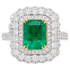Very Fine Emerald 1.93 Carat Ring with Diamonds 18K Gold