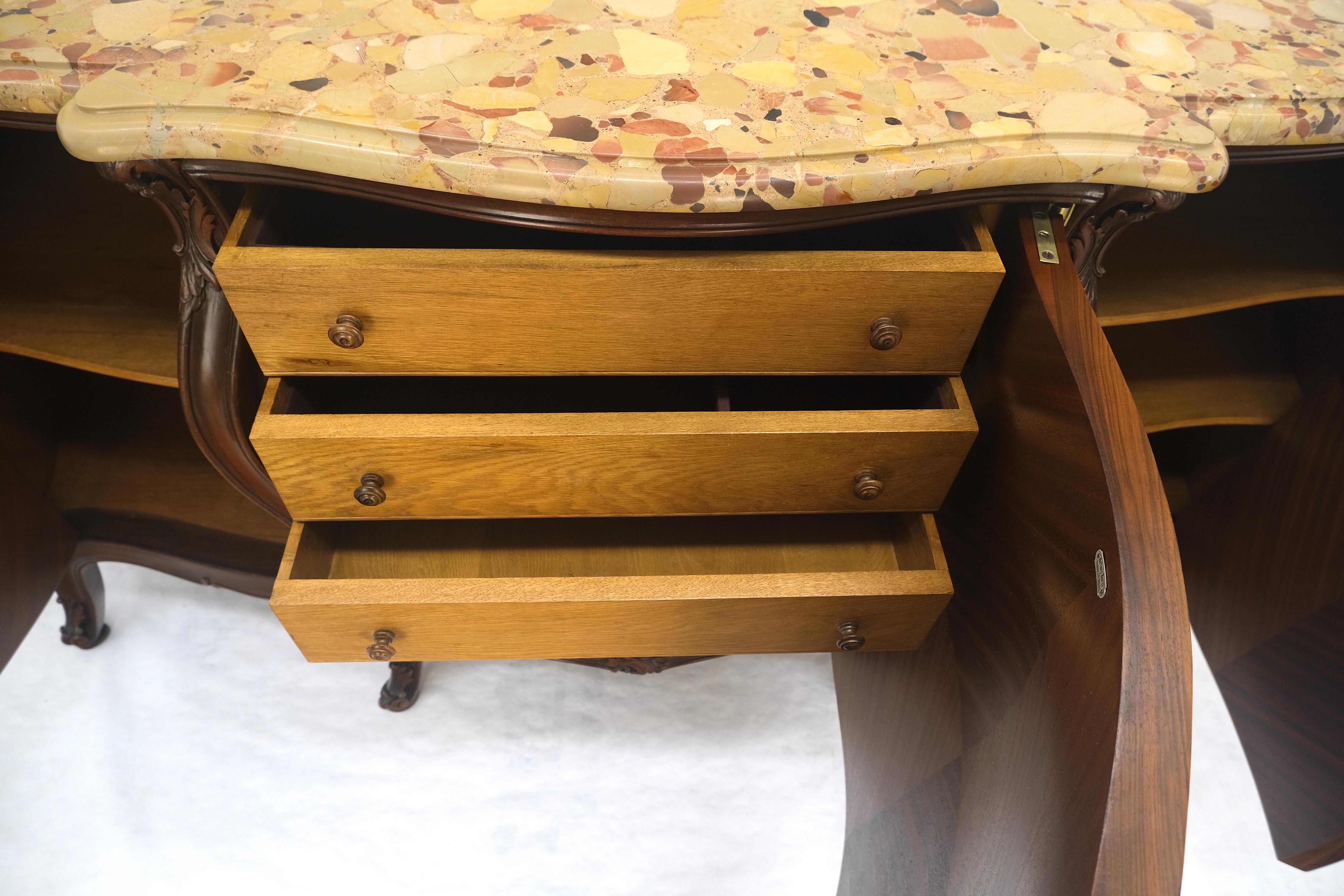 Marbre Très belle et très grande commode à 3 portes en marqueterie de bombe française MINT en vente