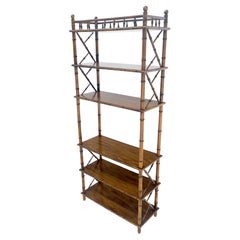 Très belle étagère d'étagère en faux bambou moderne du milieu du siècle en Oak à 6 niveaux MINT
