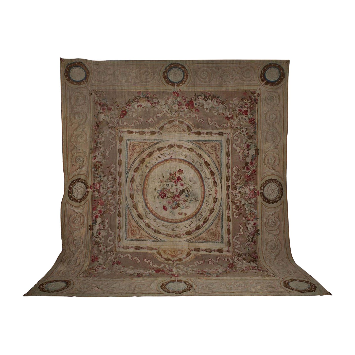 Feiner französischer Aubusson-Teppich des 19. Jahrhunderts