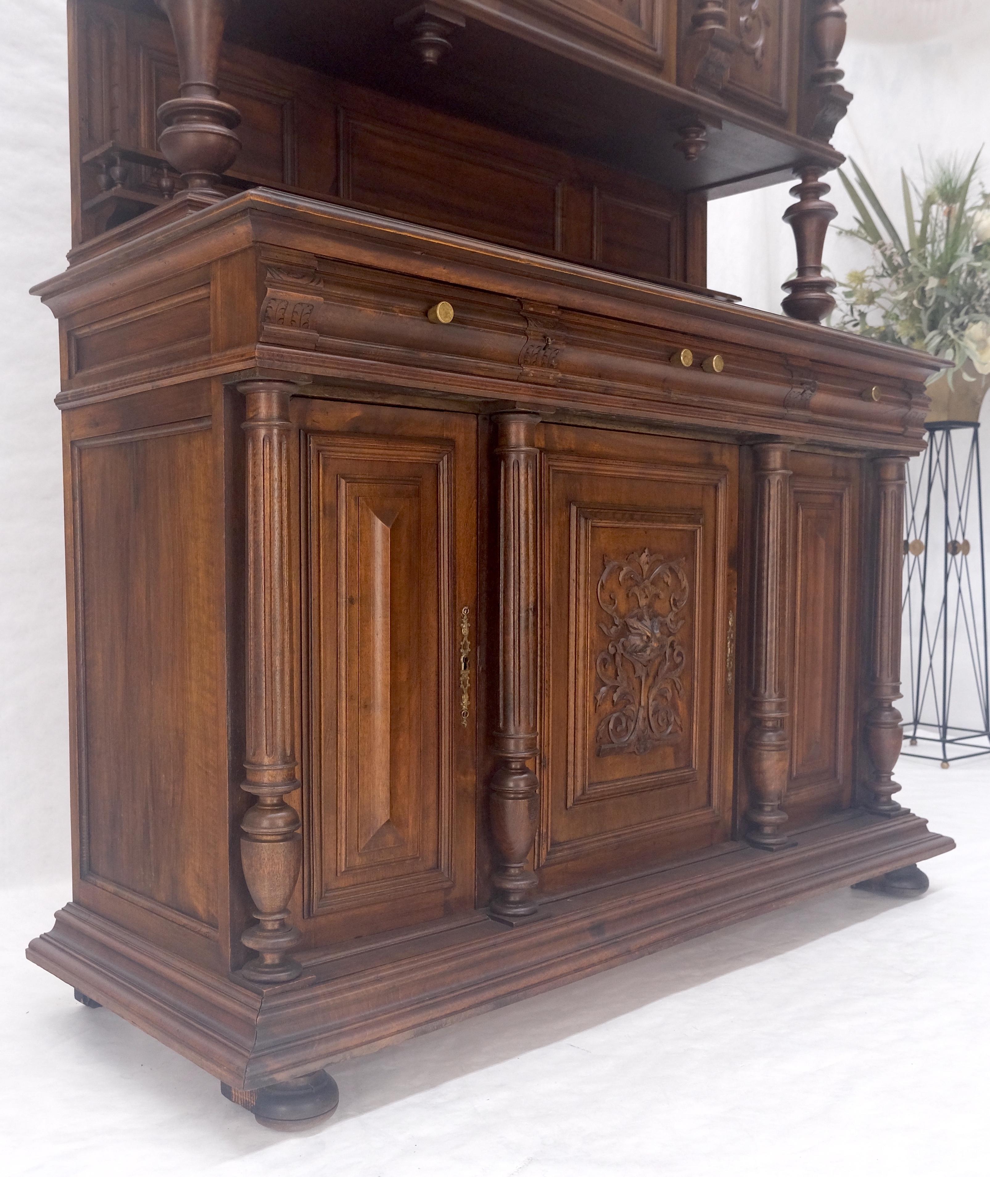 Very Fine French Carved Walnut Gallery Top Buffet Sideboard Cupboard MINT! For Sale 11