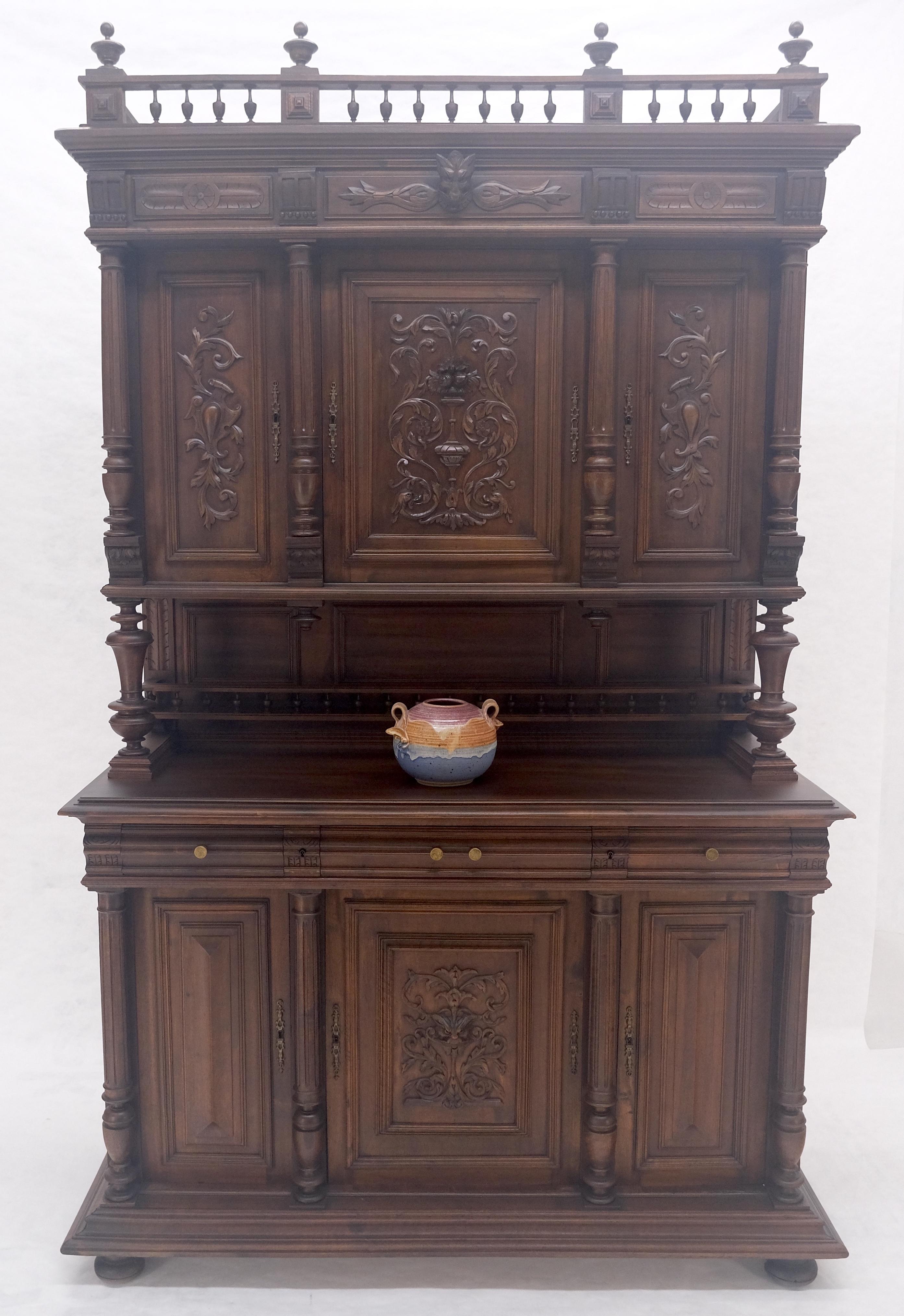 Very Fine French Carved Walnut Gallery Top Buffet Sideboard Cupboard MINT! For Sale 2