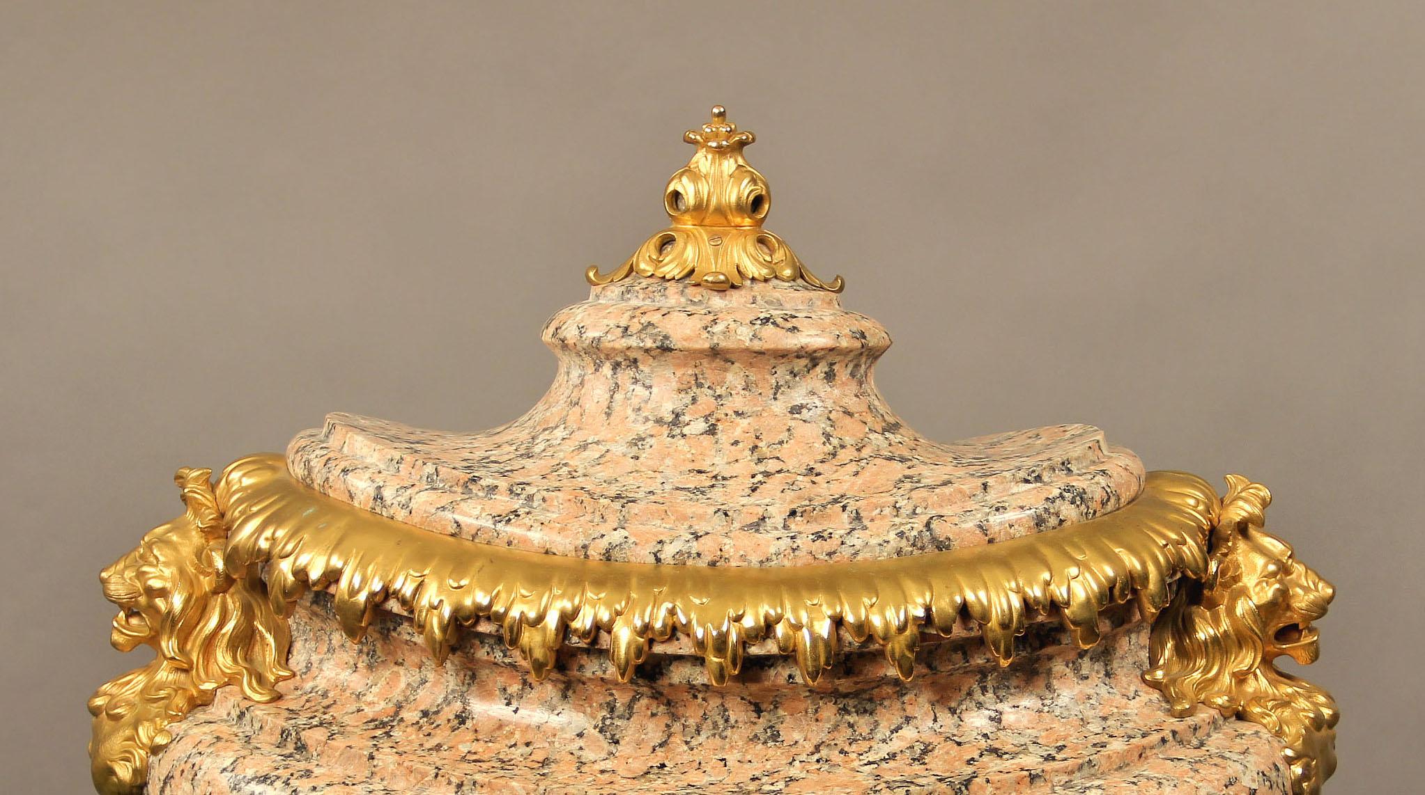 Belle Époque Very Fine French Late 19th Century Gilt Bronze and Rose Granite Centerpiece For Sale
