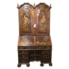 Très beau secrétaire de style George 11 du 19ème siècle en grande tortue et chinoiserie