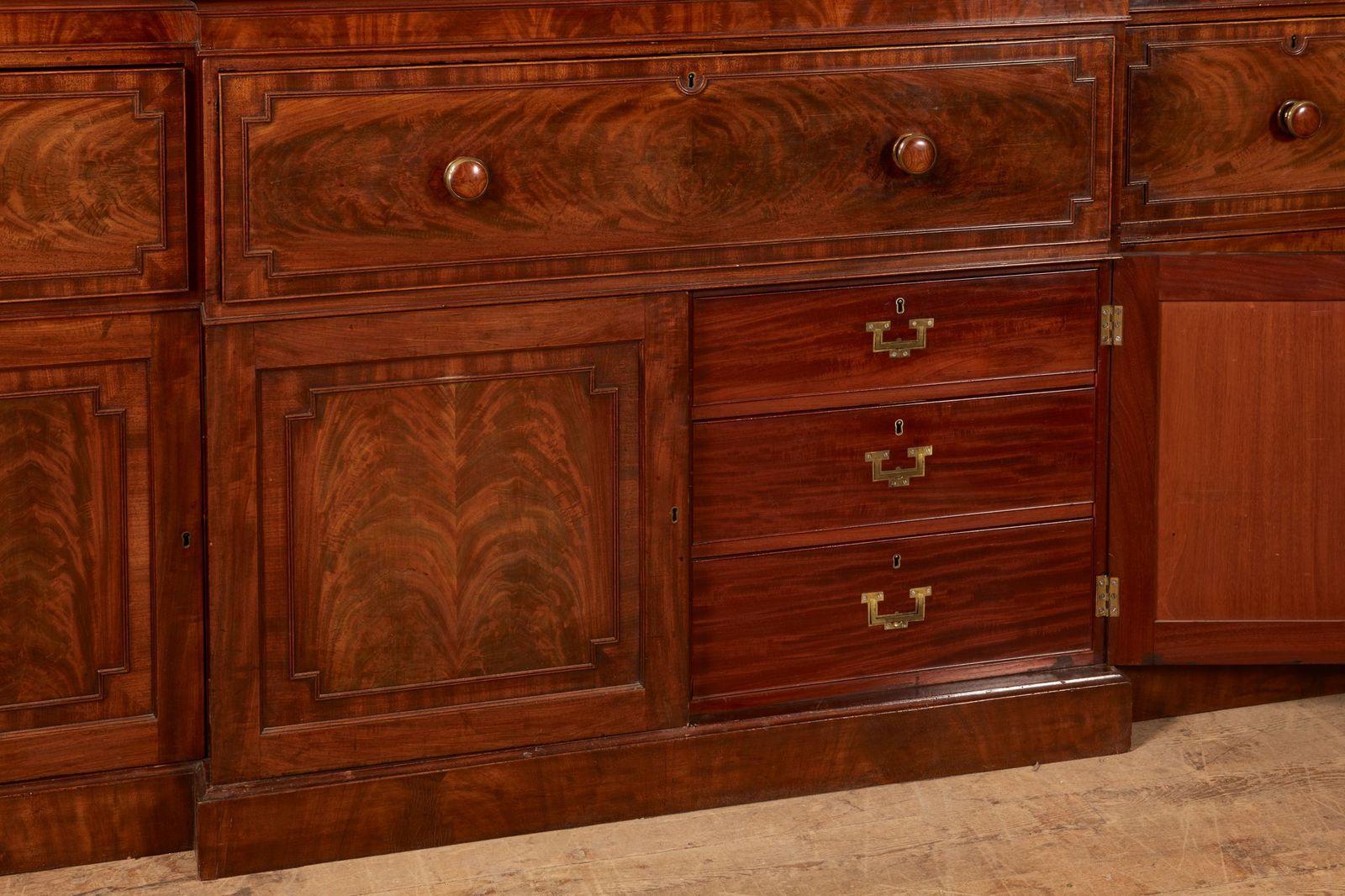 Very Fine George IV Breakfront Bookcase 1