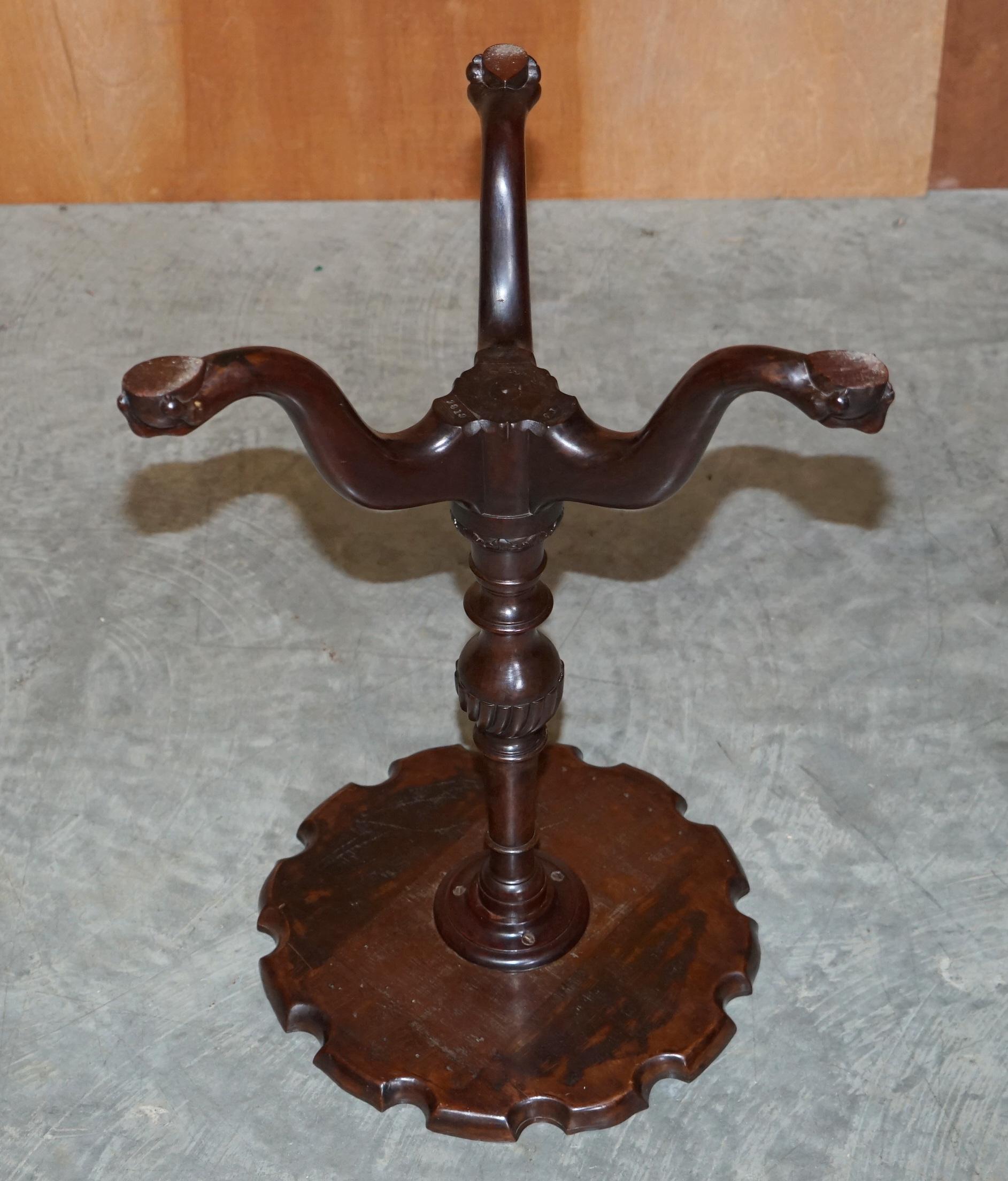 Very Fine Gillows of Lancaster Antique Hardwood Pie Crust Claw & Ball End Table For Sale 8