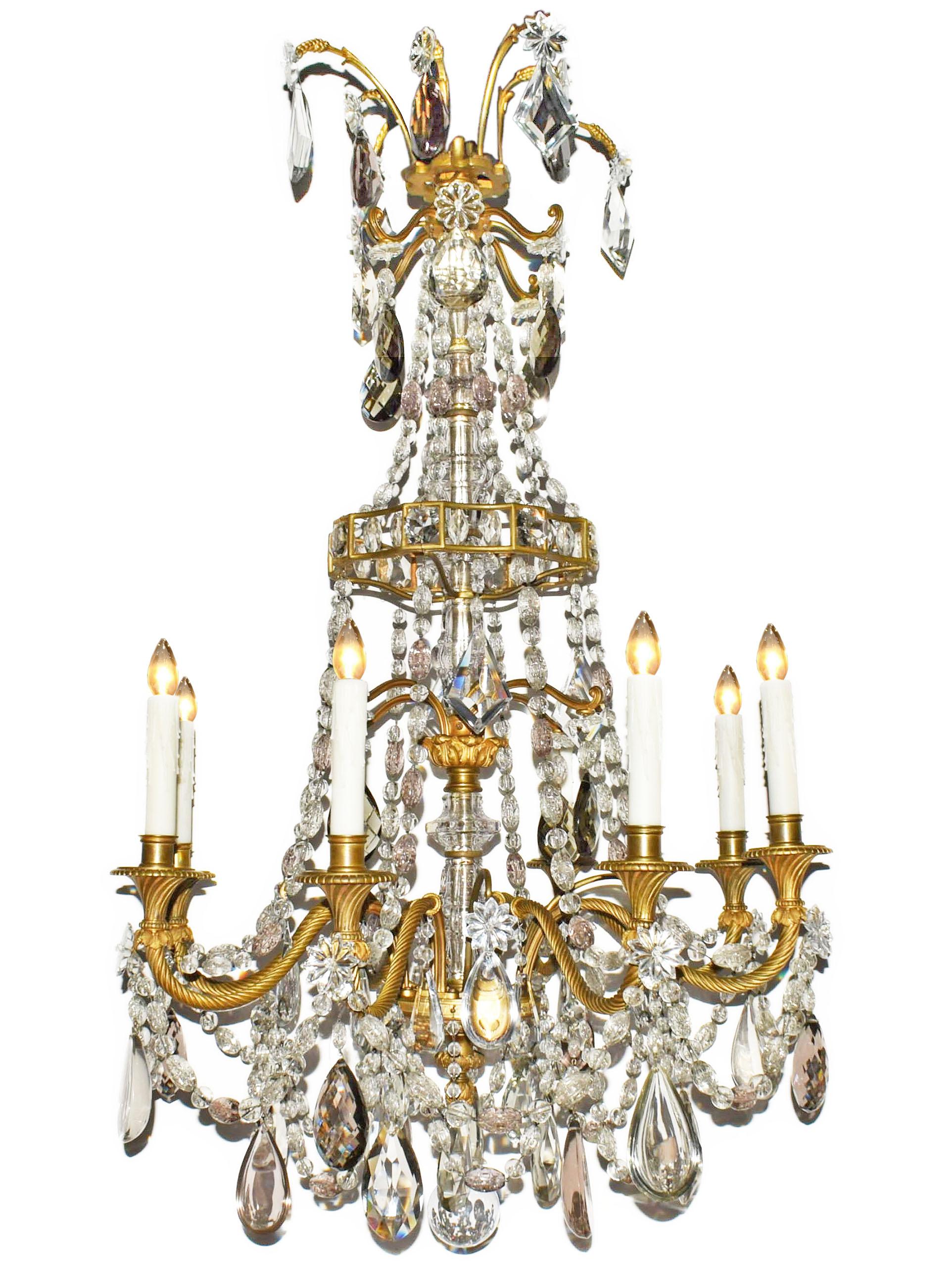 Fin du XIXe siècle Très beau lustre de style Napoléon III en bronze doré et cristal en vente