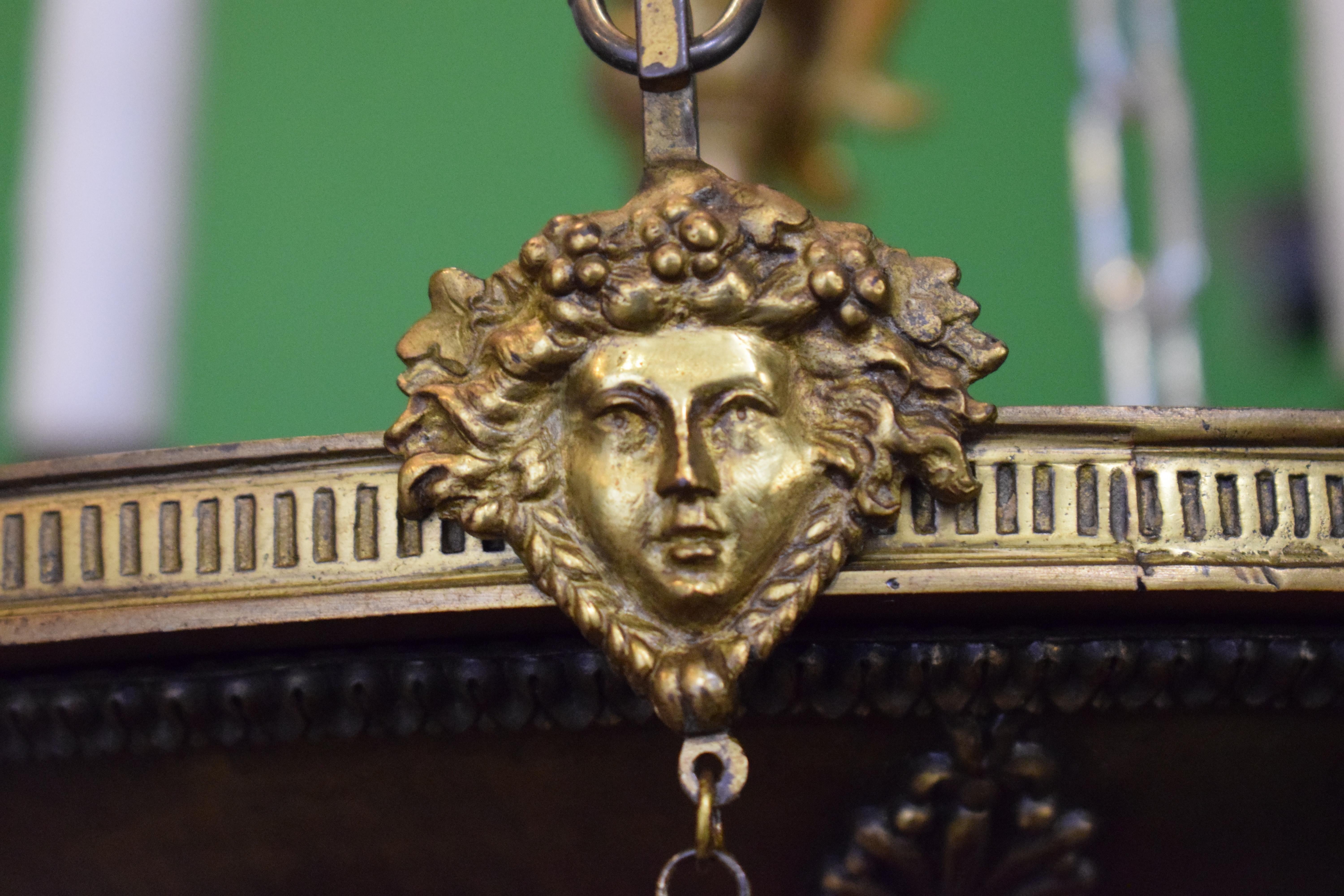 Très beau lustre de style Empire en bronze doré en vente 6