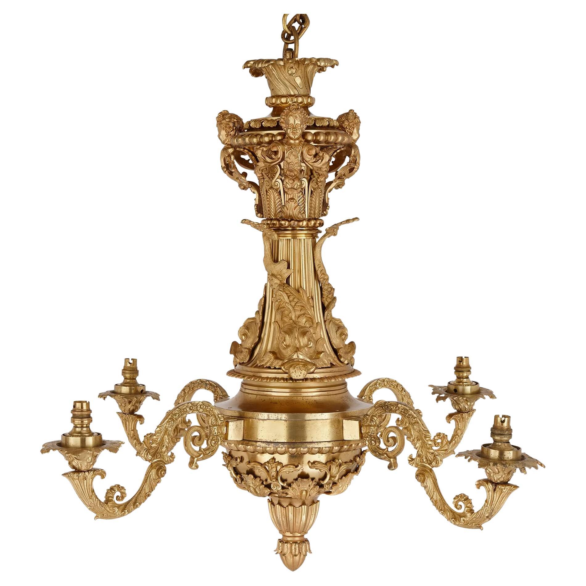 Très beau lustre ancien en bronze doré de style Régence en vente