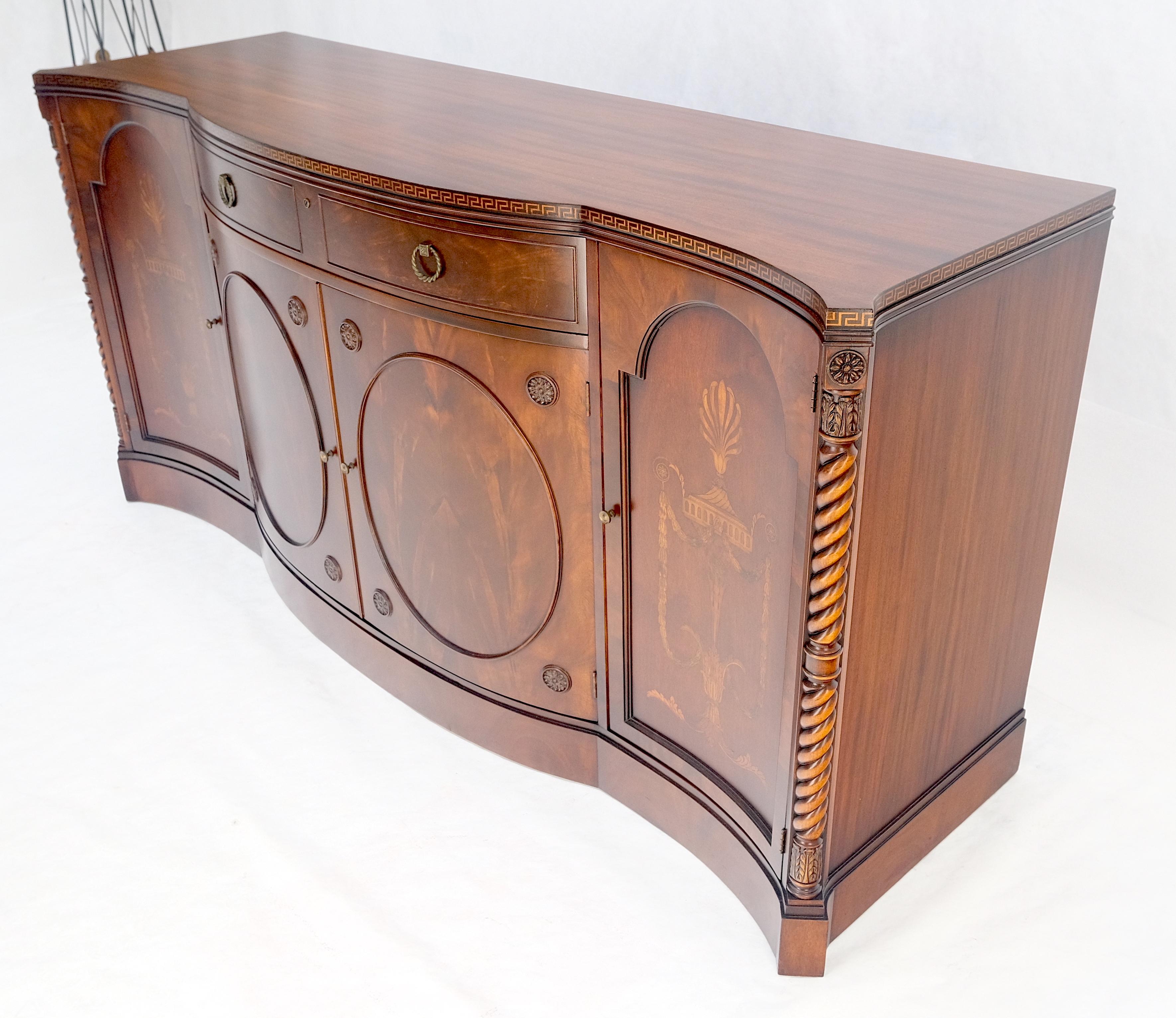 Credenza mobile in mogano con fronte a serpentina intarsiata MINT! in vendita 3