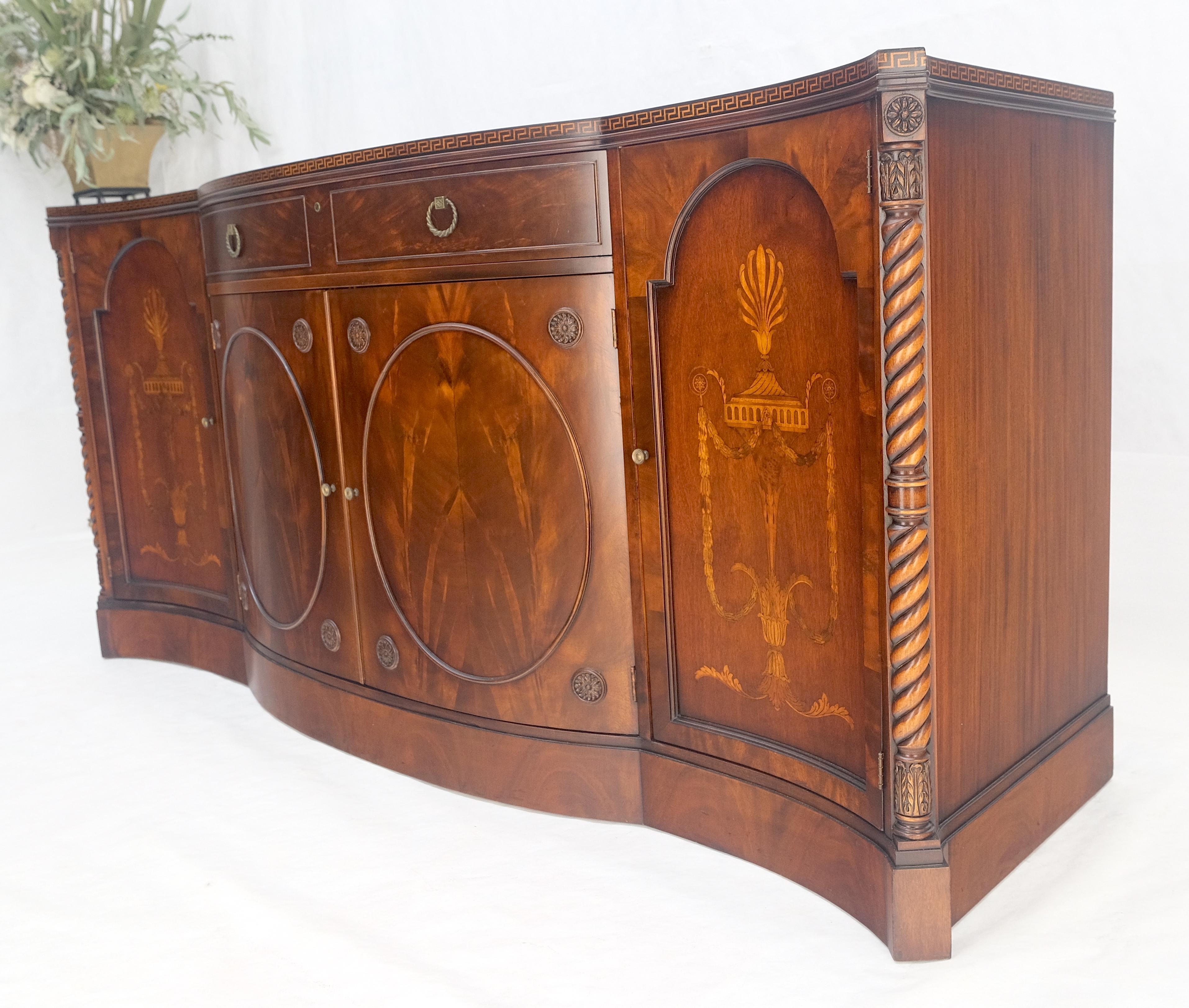 Credenza mobile in mogano con fronte a serpentina intarsiata MINT! in vendita 4