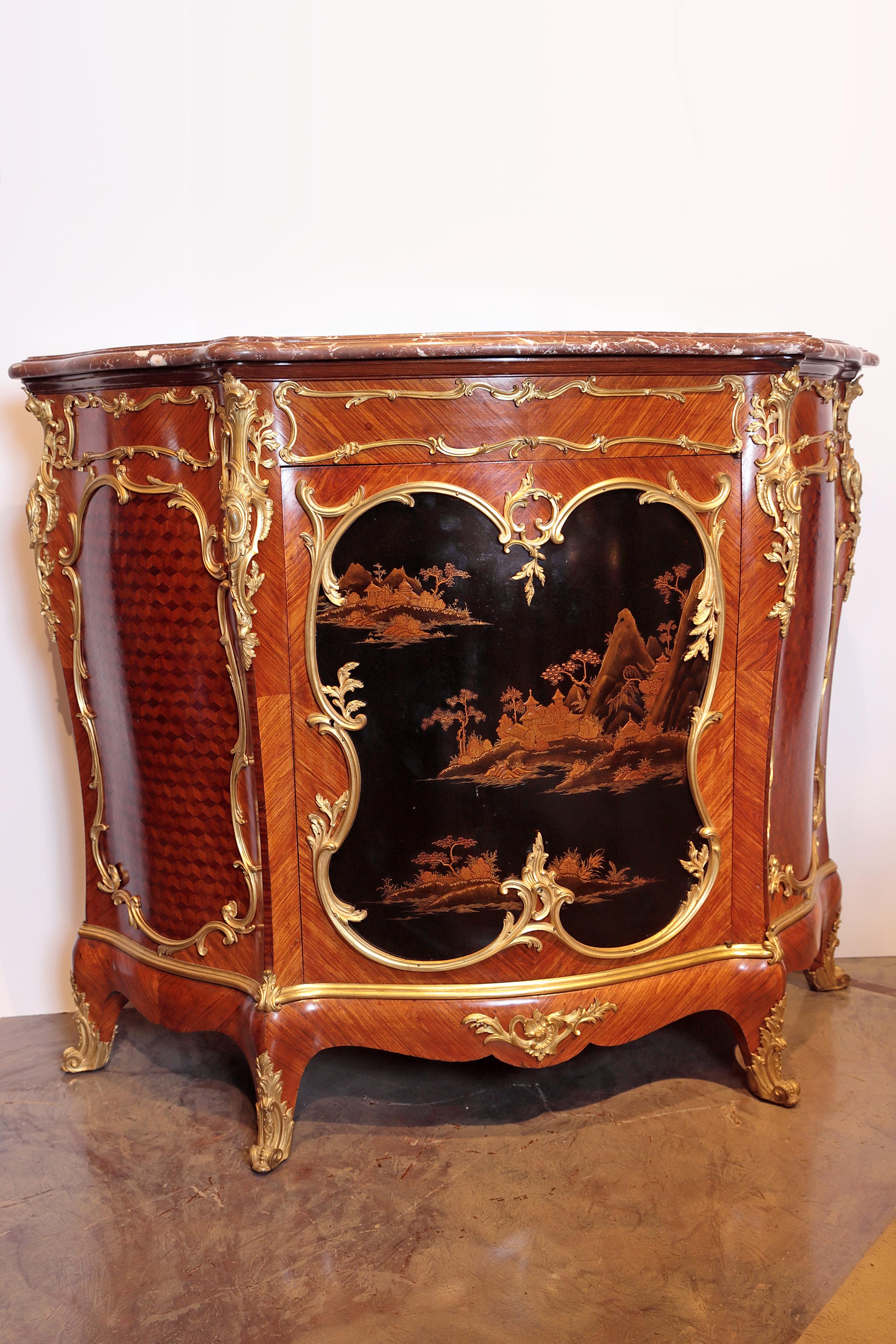 Very Fine Lacquer Chinoiserie side cabinet by Victor Raulin For Sale 5