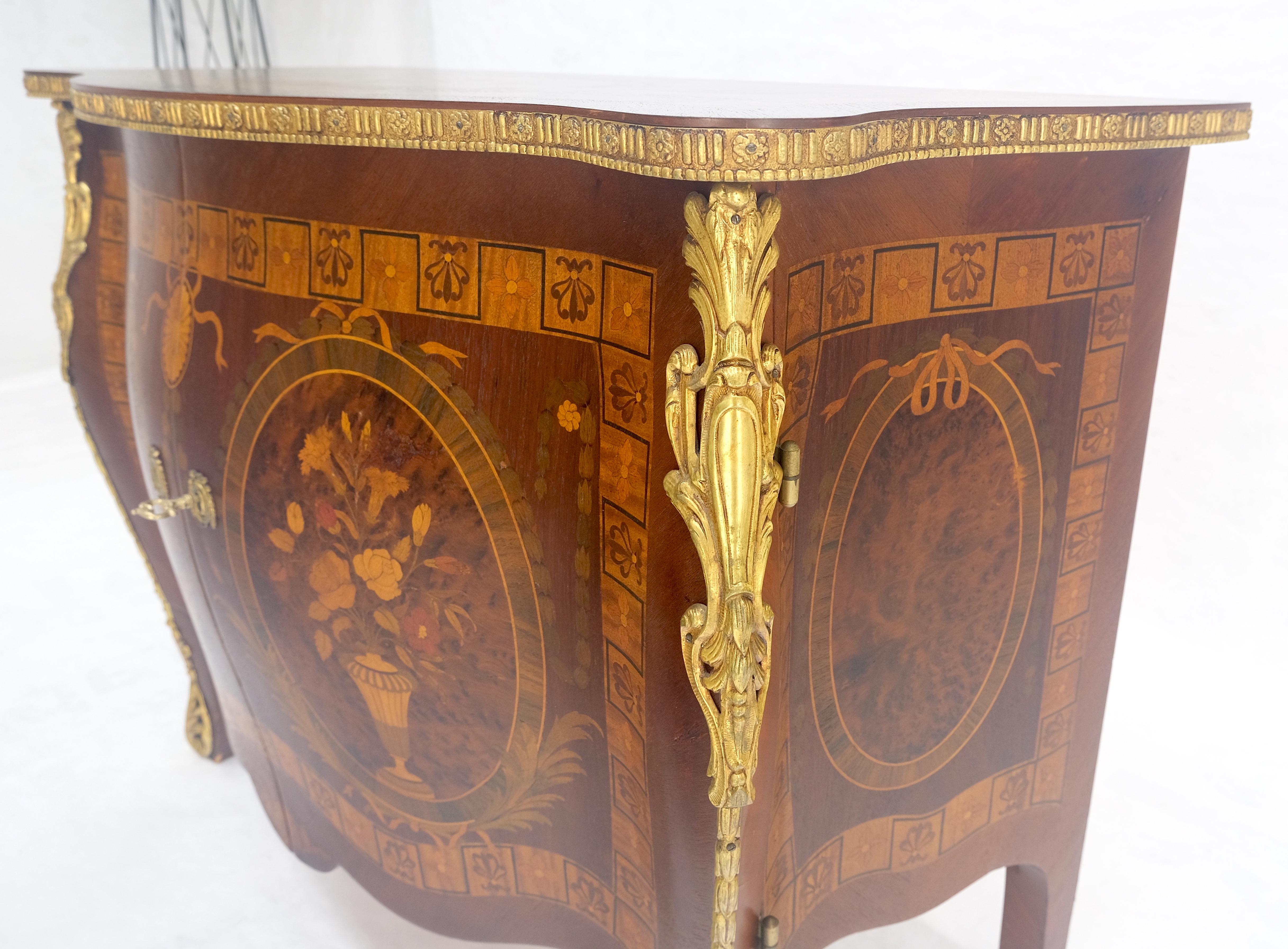 Bronzato Grande cassettone con intarsio in ottone molto fine MINT in vendita