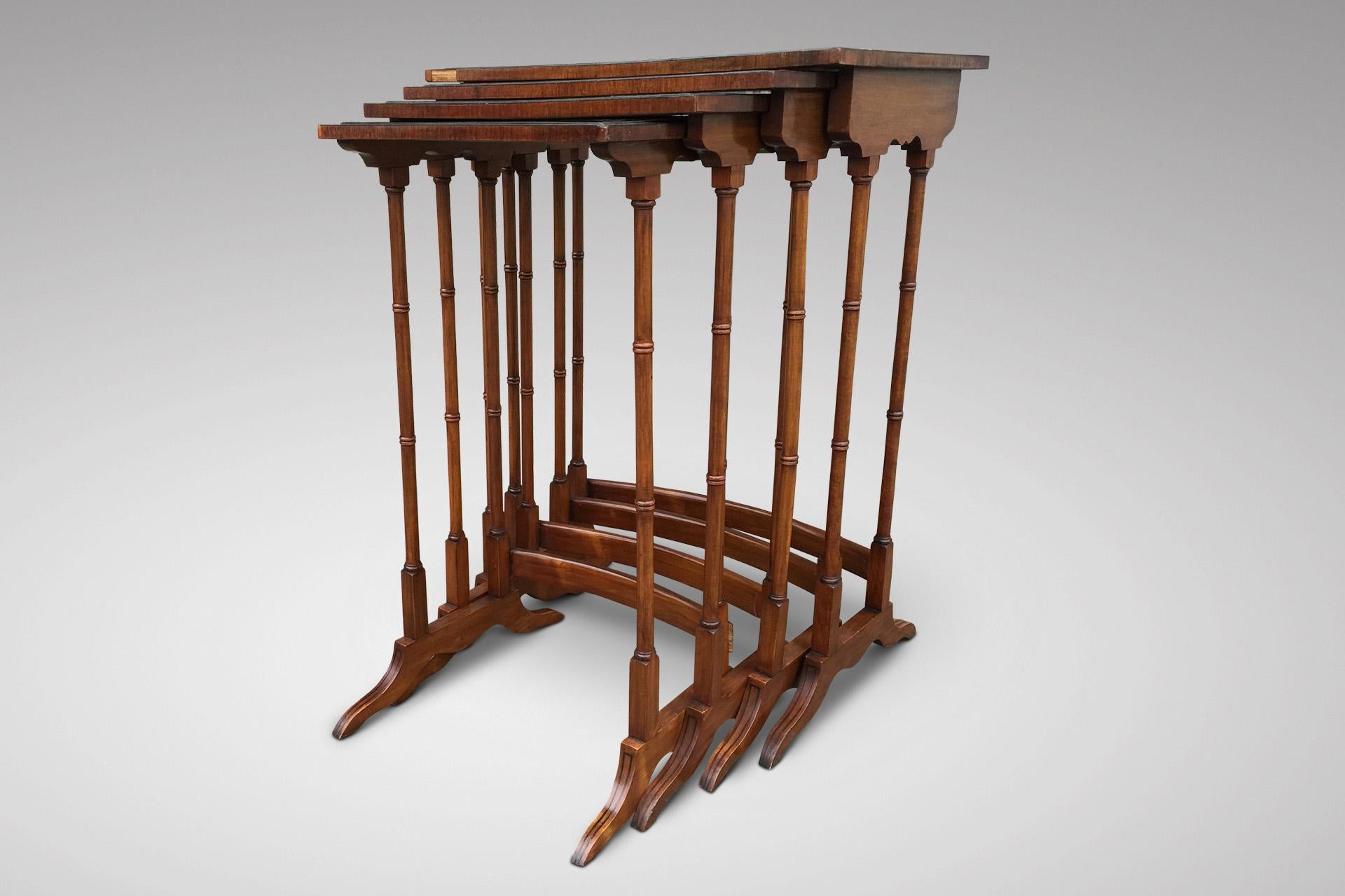 Edwardian Very Fine Late 19th Century Nest of Four Occasional Tables in Rosewood For Sale