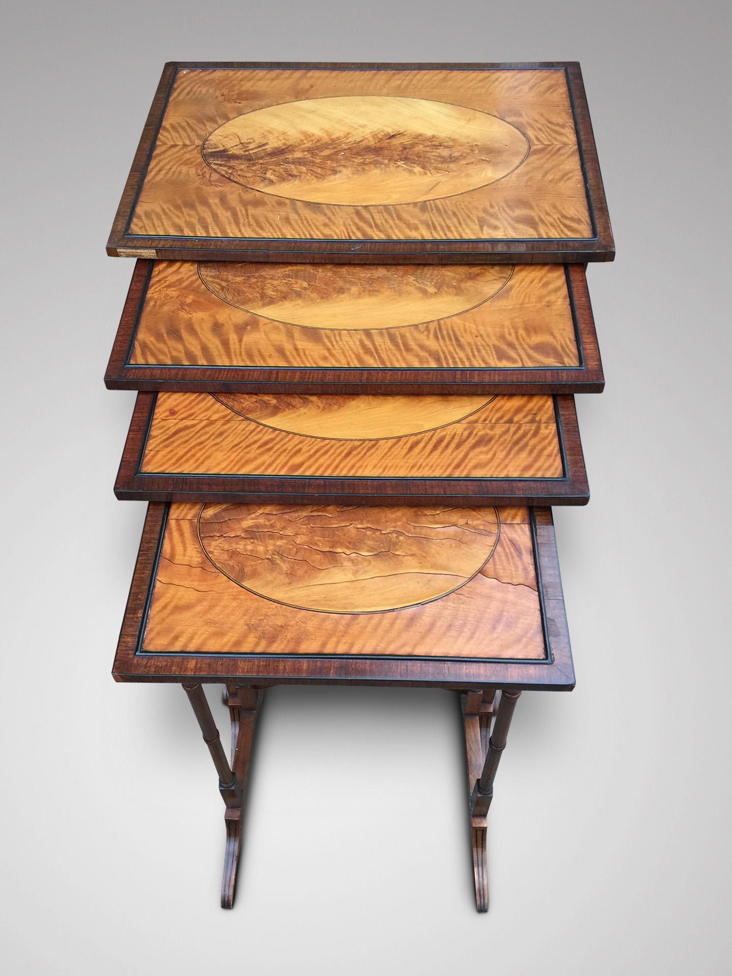 British Very Fine Late 19th Century Nest of Four Occasional Tables in Rosewood For Sale