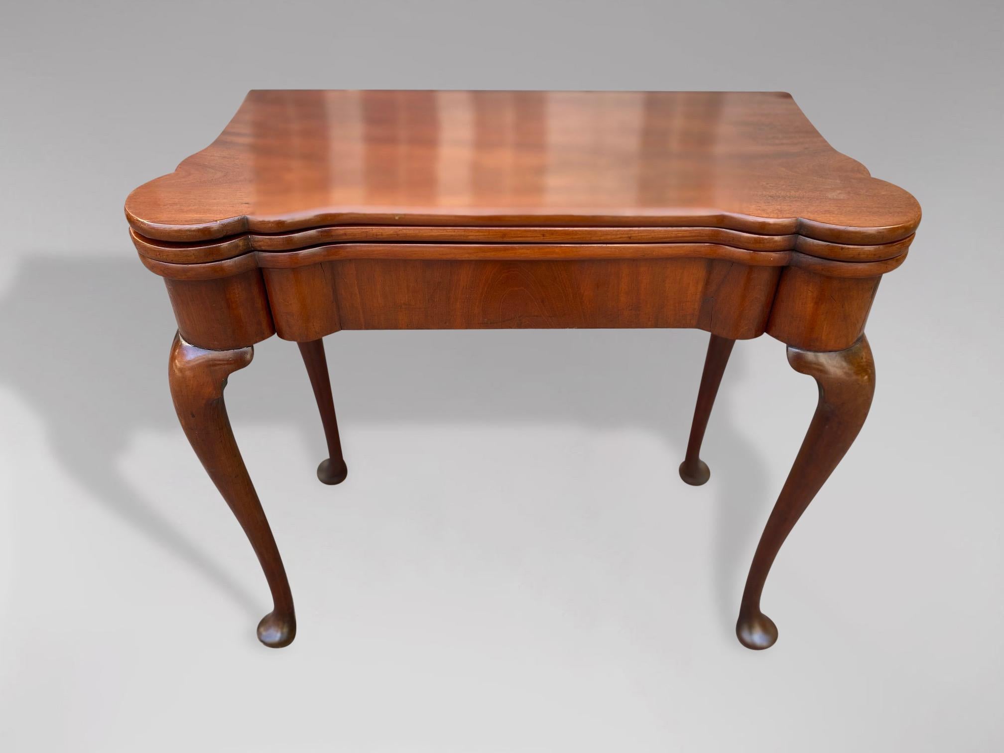 Very Fine Mid 18th Century George II Period Mahogany Triple Top Card Table 6