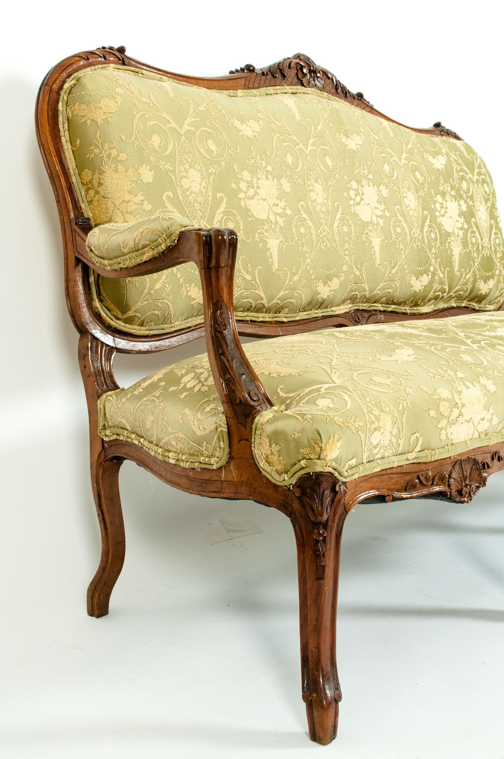 Upholstery Fine Mid-19th Century Mahogany Wood Frame Salon Suite