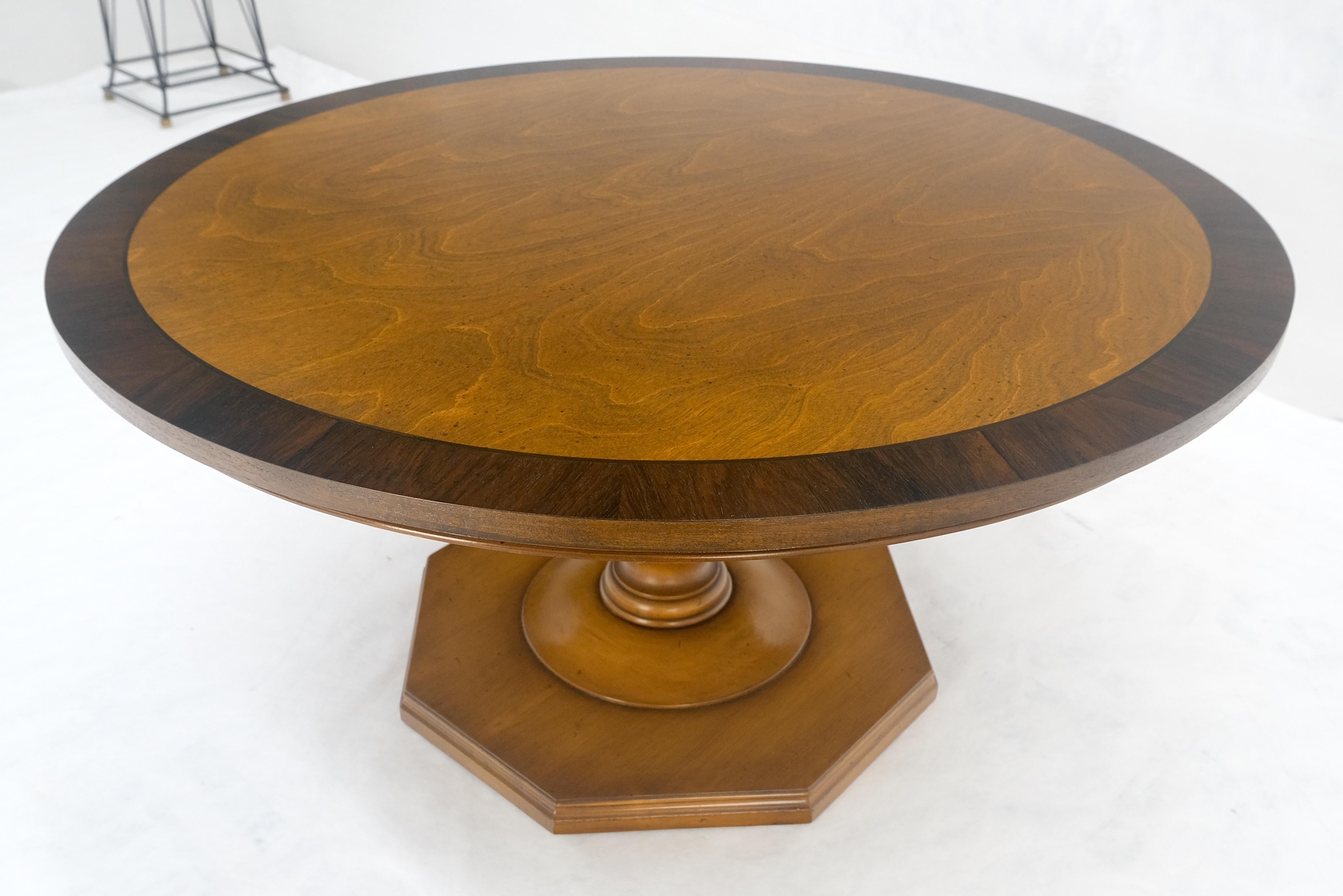 Très belle table basse moderne du milieu du siècle 36