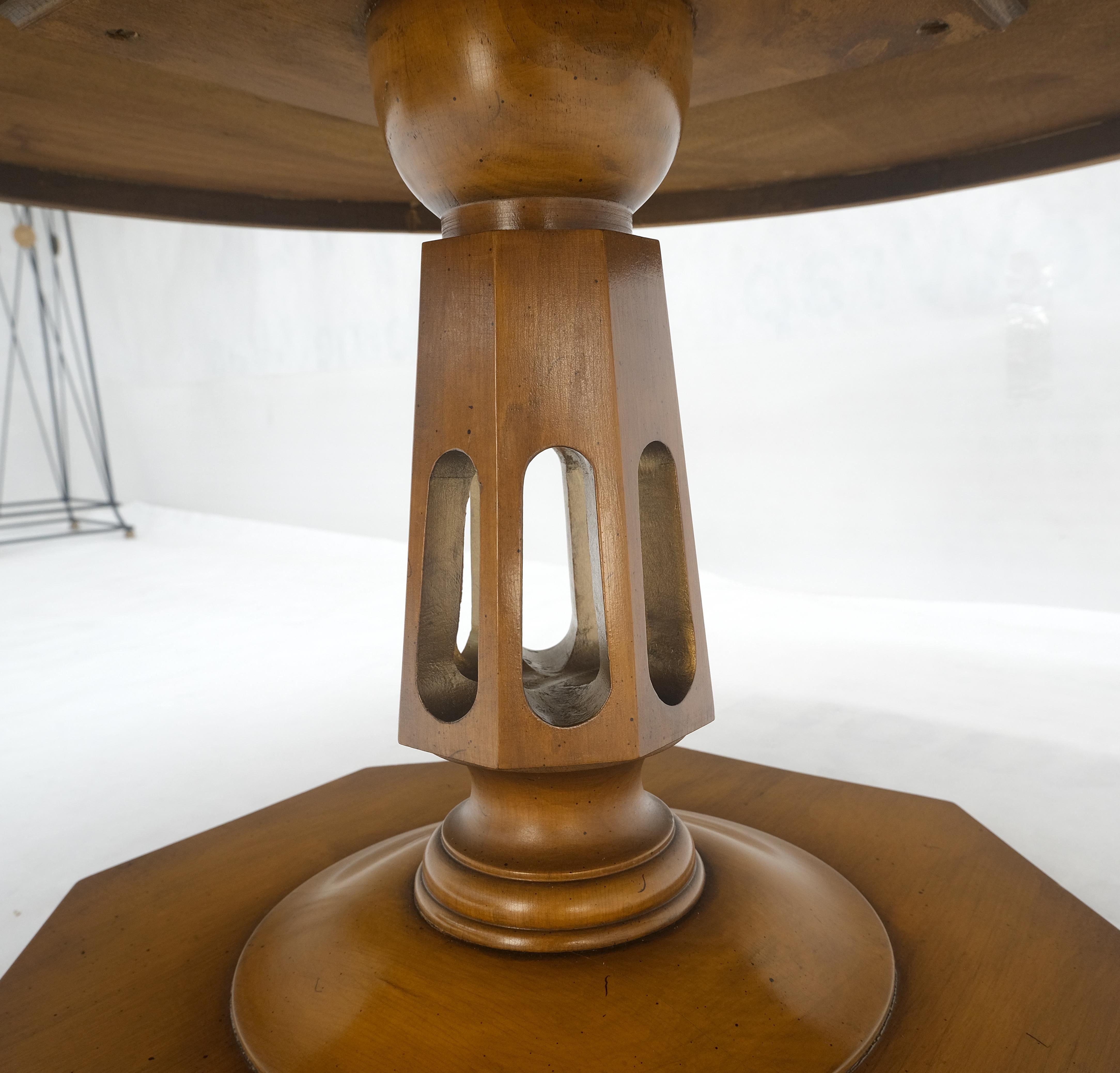 Très belle table basse moderne du milieu du siècle 36