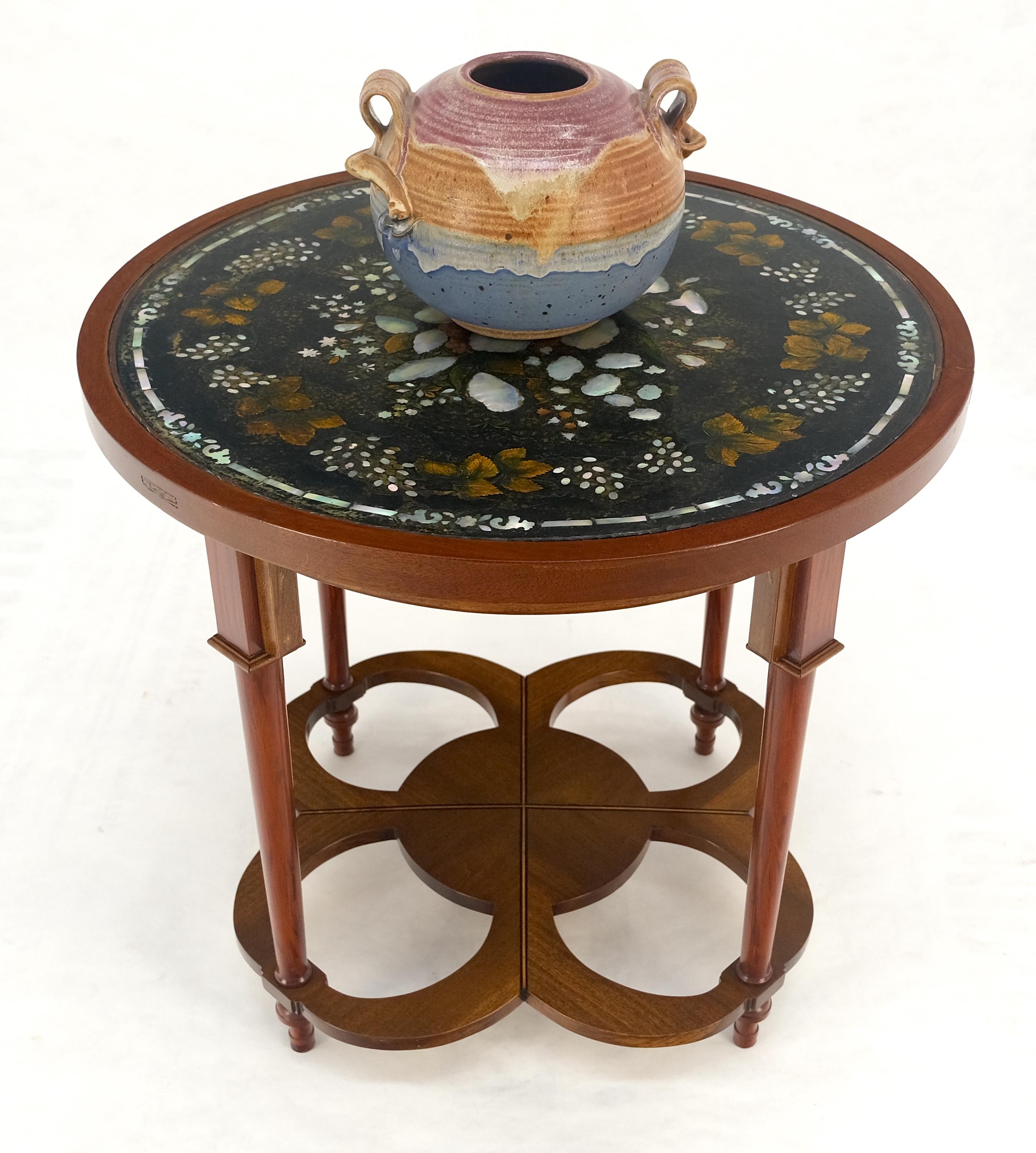 Très belle lampe d'appoint ronde de 24
