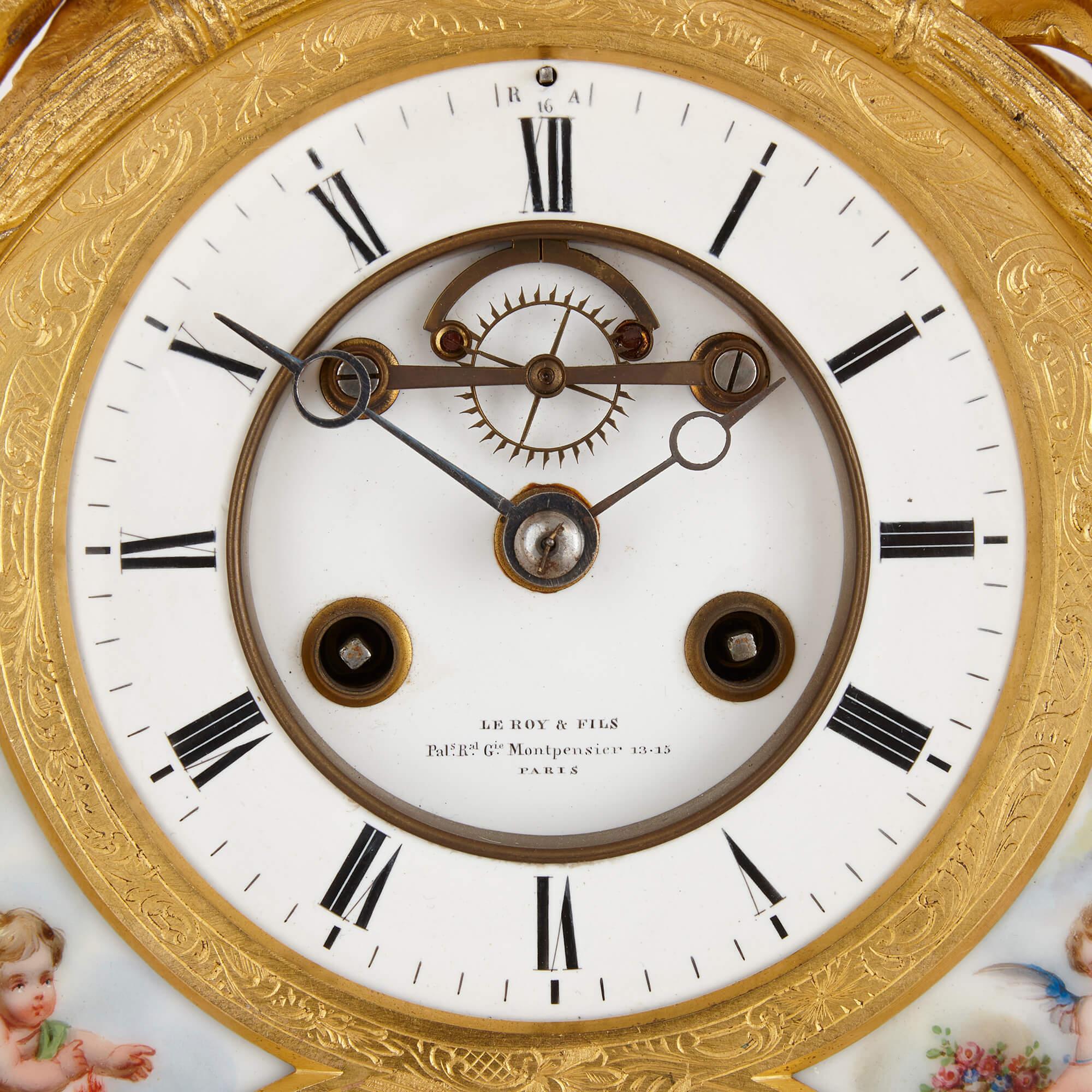 Very Fine Ormolu and Sèvres-style Porcelain Calendar Mantel Clock In Excellent Condition For Sale In London, GB