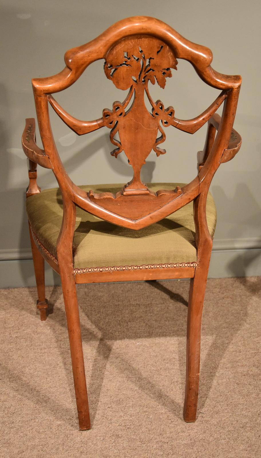 Very Fine Pair of 19th Century Satinwood Painted Armchairs 1