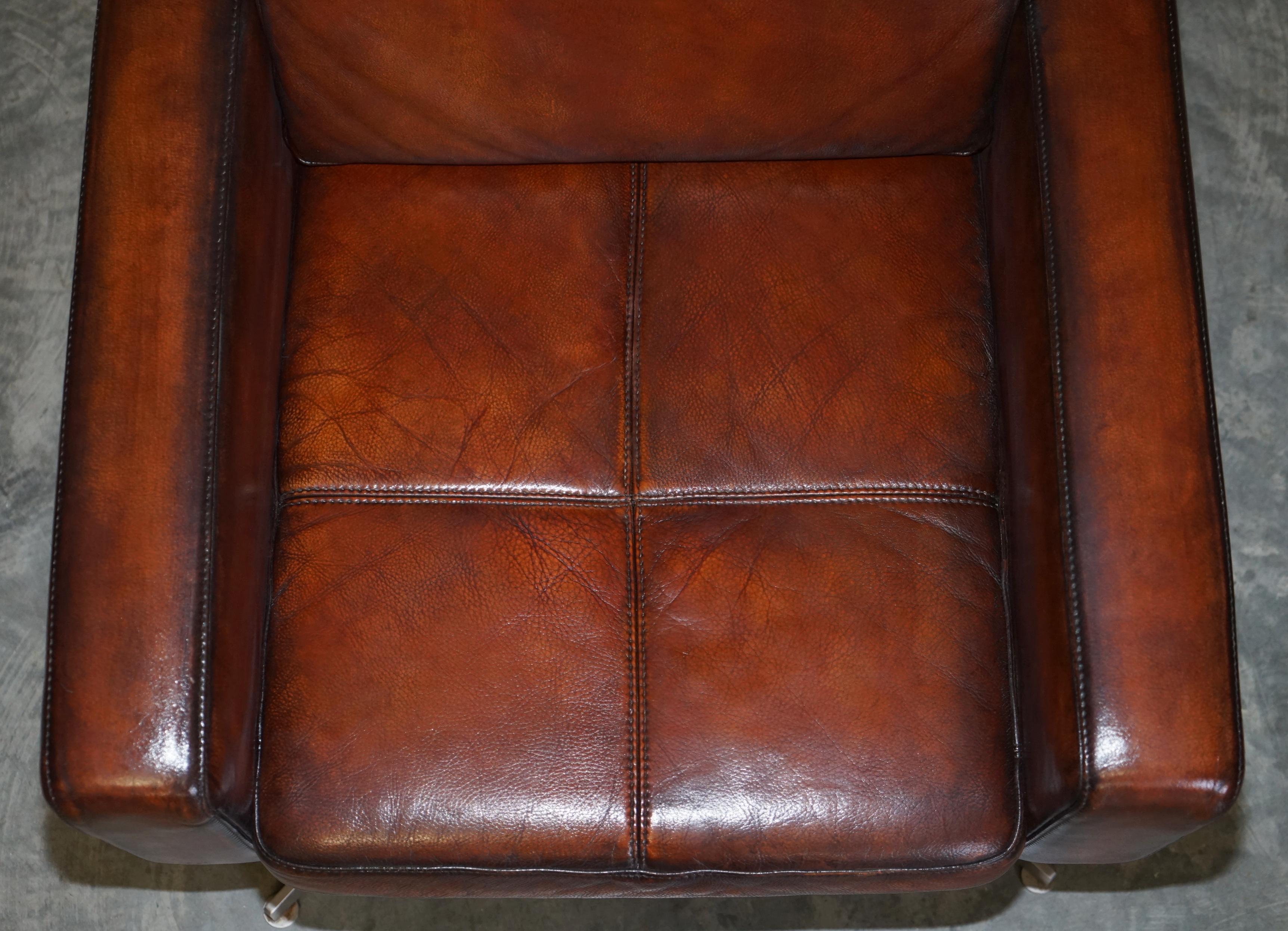 Very Fine Pair of Vintage Hand Dyed Bolia Whisky Brown Leather Swivel Armchairs 11