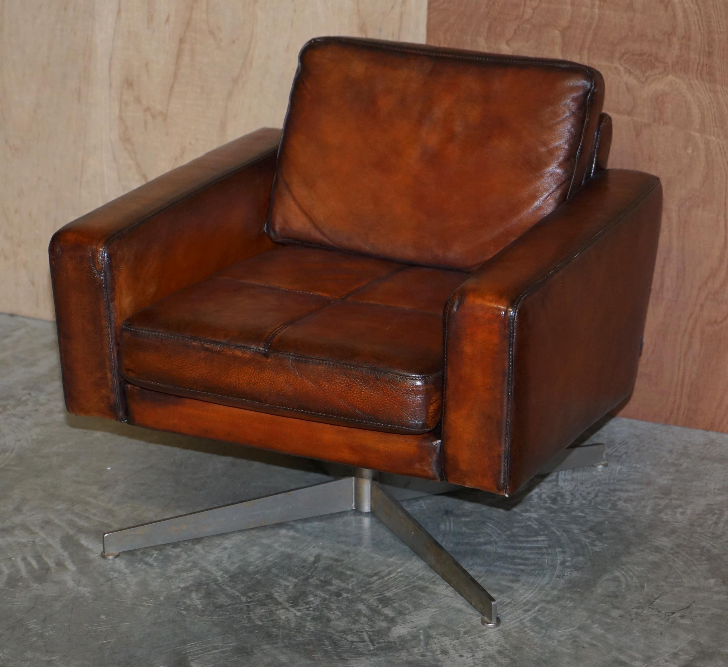 English Very Fine Pair of Vintage Hand Dyed Bolia Whisky Brown Leather Swivel Armchairs