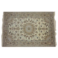 Very fine Persian Isfahan Silk & Wool - 5' 8'