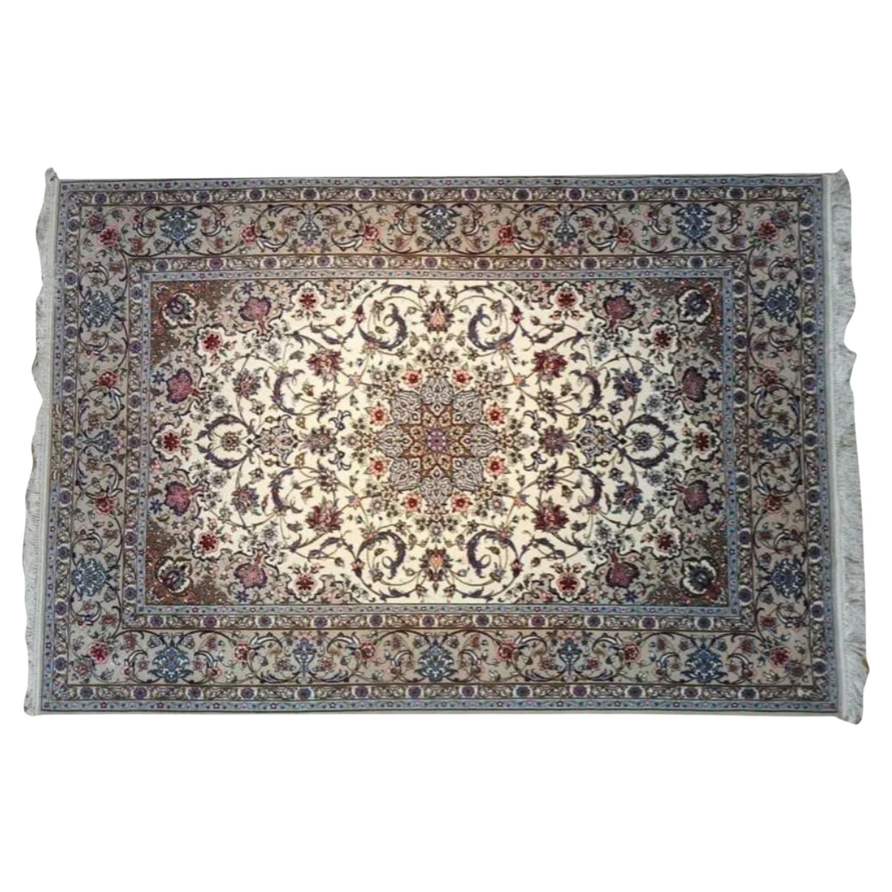 Very fine Persian Isfahan Silk & Wool Rug - 7.6' x 5' For Sale