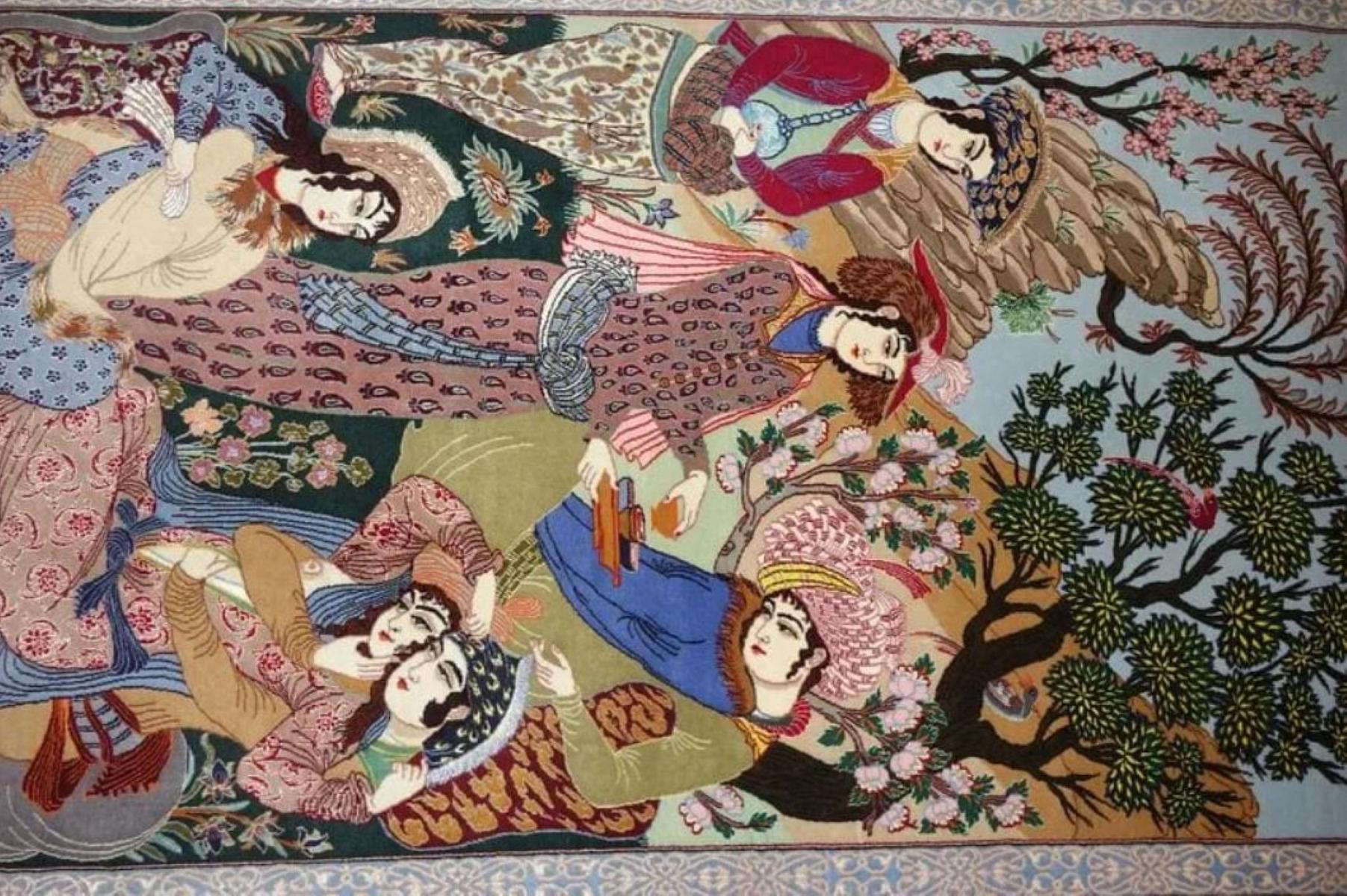 Hand-Woven Very fine Persian Isfahan Silk & Wool Rug - 7.7' x 5' For Sale